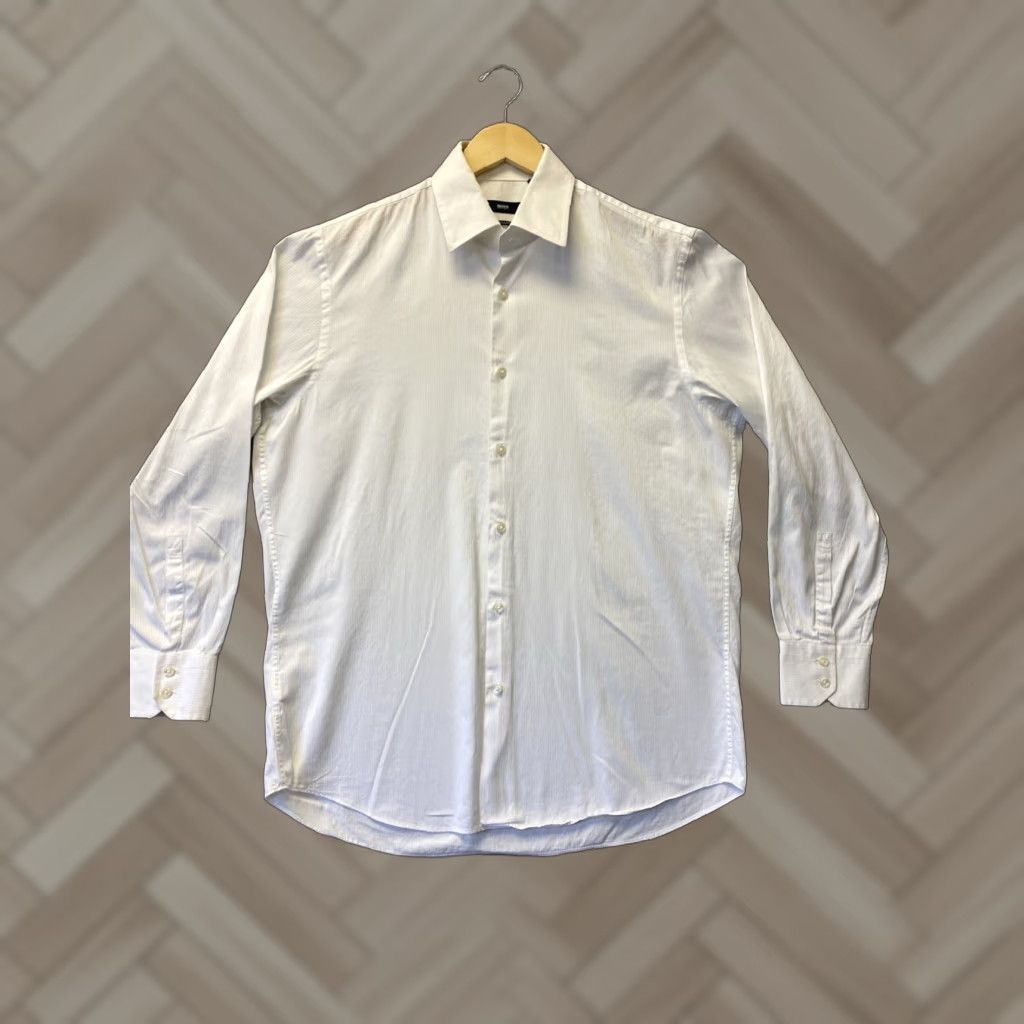 Hugo Boss VINTAGE Hugo Boss Men Shirt Long Sleeve Casual Travel Cotton White L 16 32/33 Size US L / EU 52-54 / 3 - 1 Thumbnail