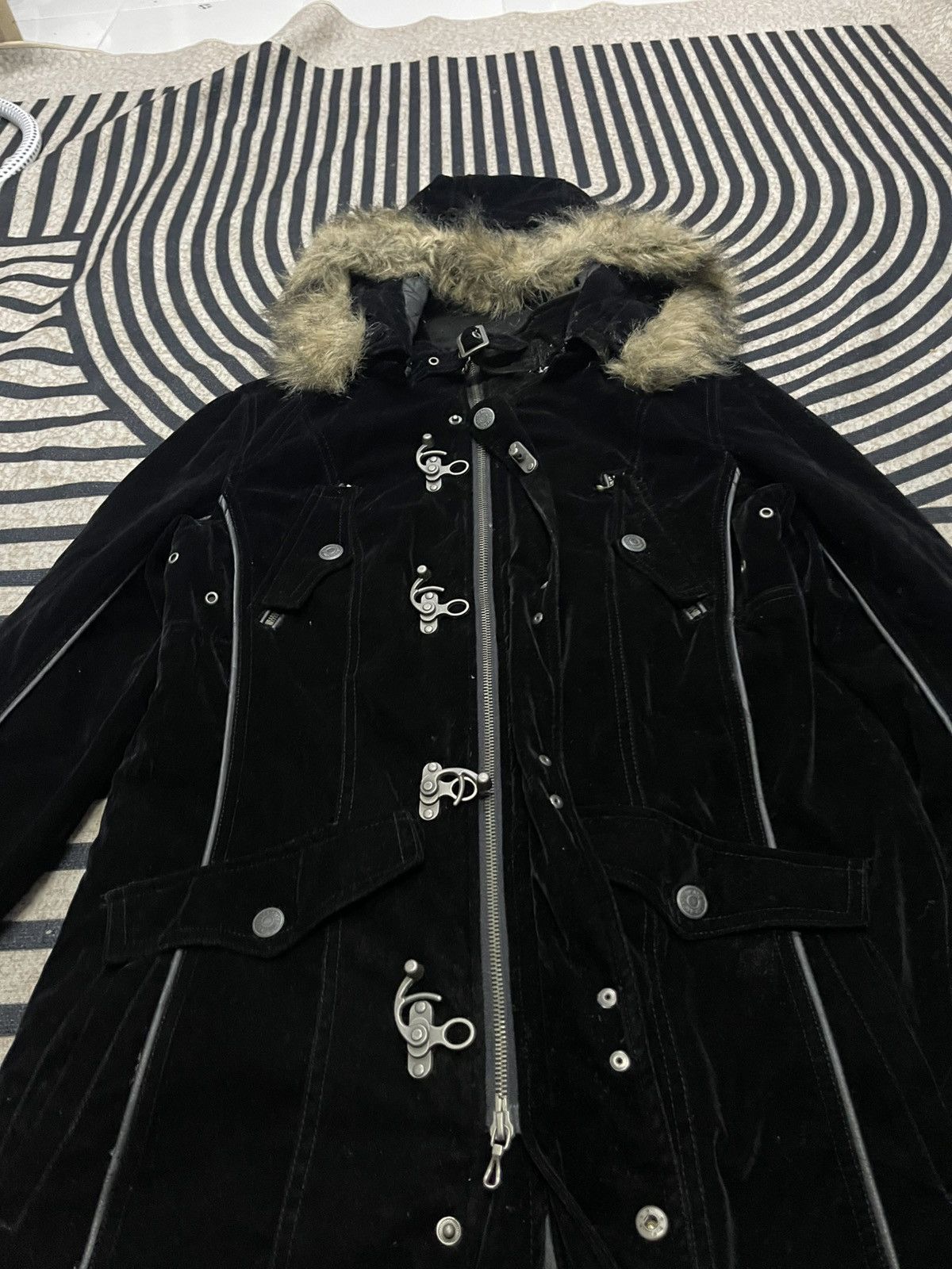 In The Attic 1990s IN THE ATTIC HOMME VELVET PARKA FAUX FUR HOODIE Size US L / EU 52-54 / 3 - 10 Thumbnail