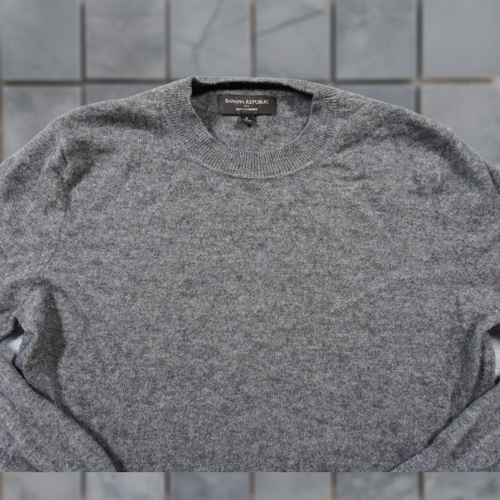Banana Republic Sweater Mens Small Gray 100% Cashmere Crewneck Knit Pullover
