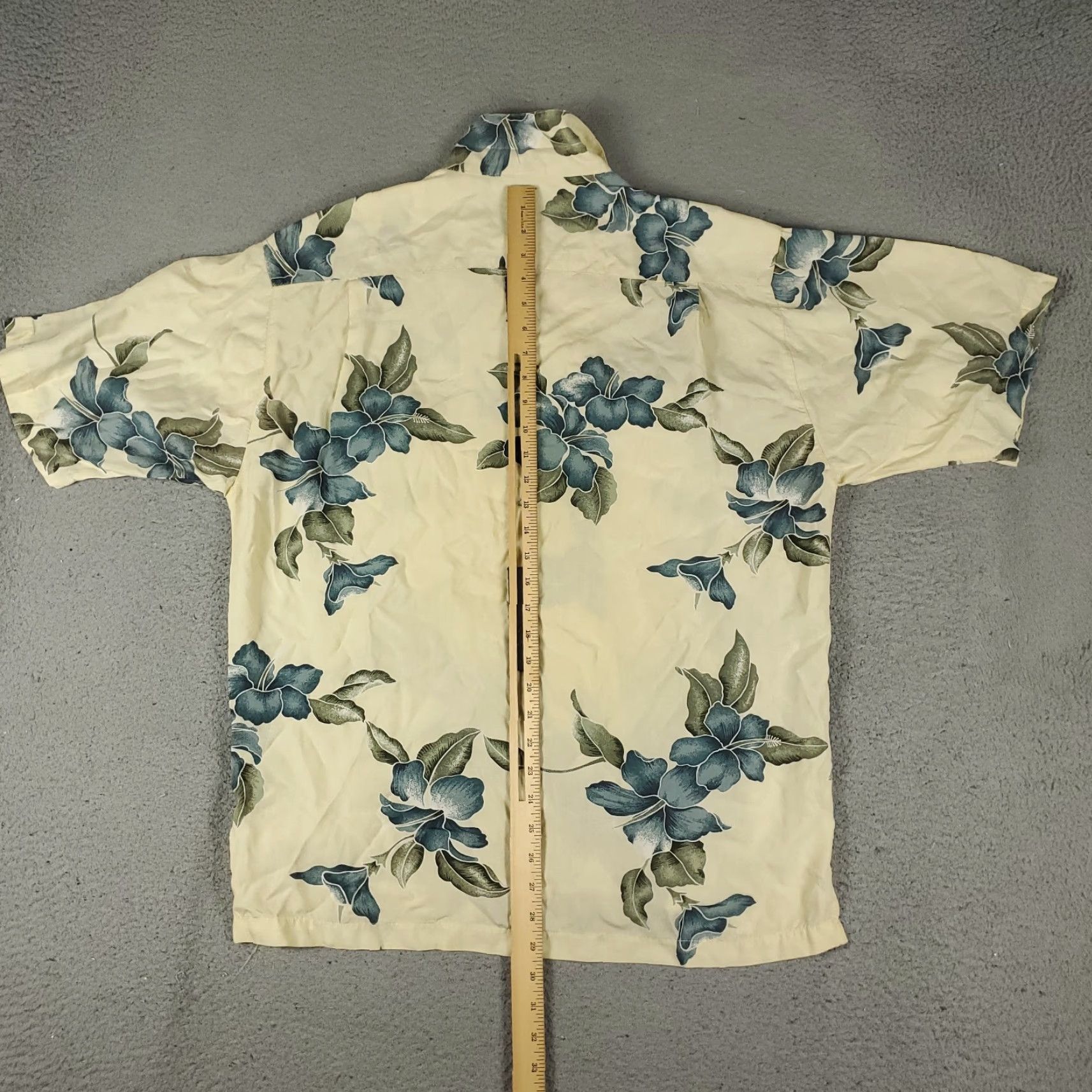 Tommy Bahama VINTAGE Tommy Bahama Shirt Mens Medium Ivory Floral Rayon Hawaiian Button Up Size US M / EU 48-50 / 2 - 6 Thumbnail