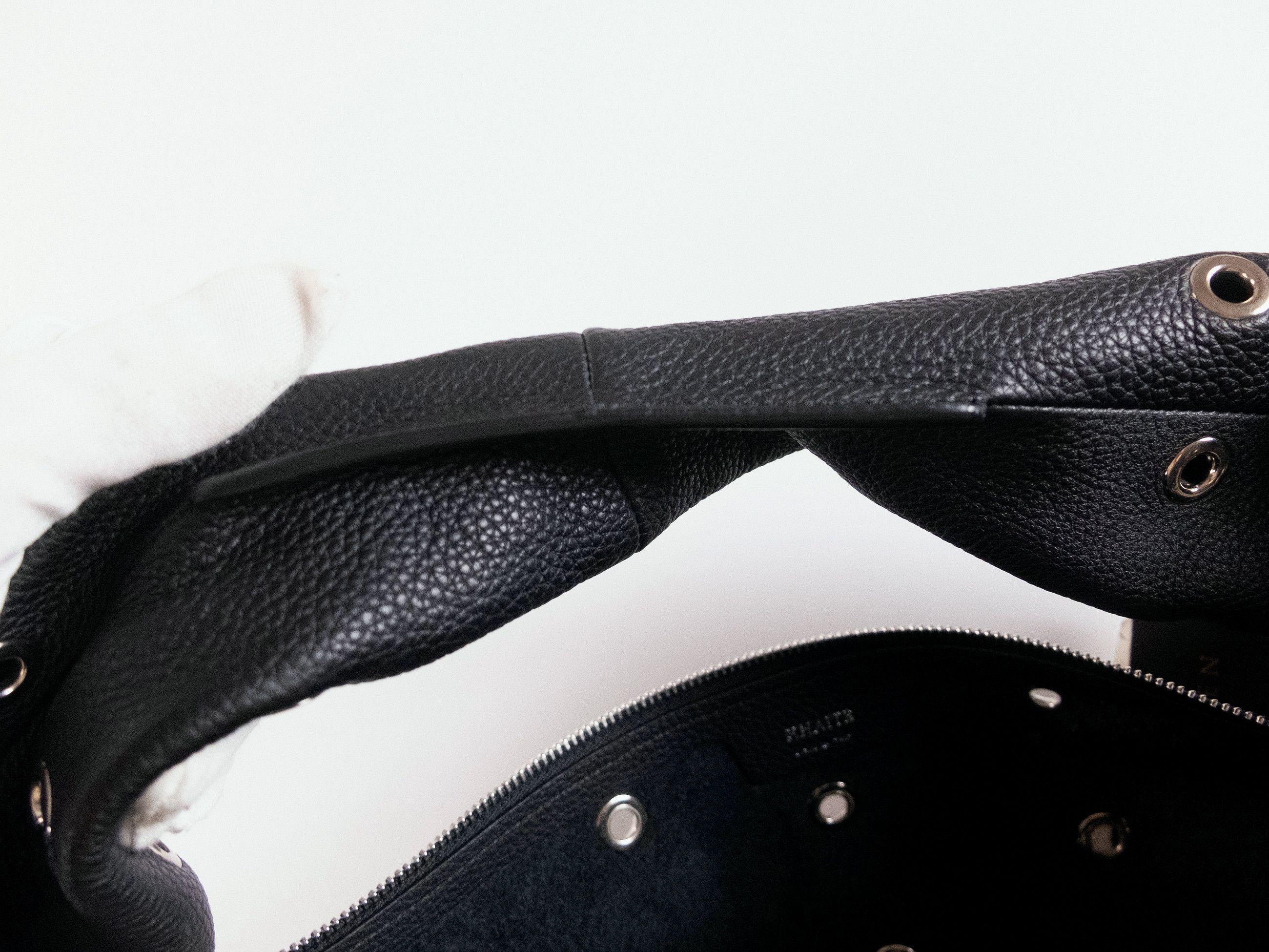 KHAITE KHAITE Olivia medium black leather hobo bag w grommets Size ONE SIZE - 11 Thumbnail