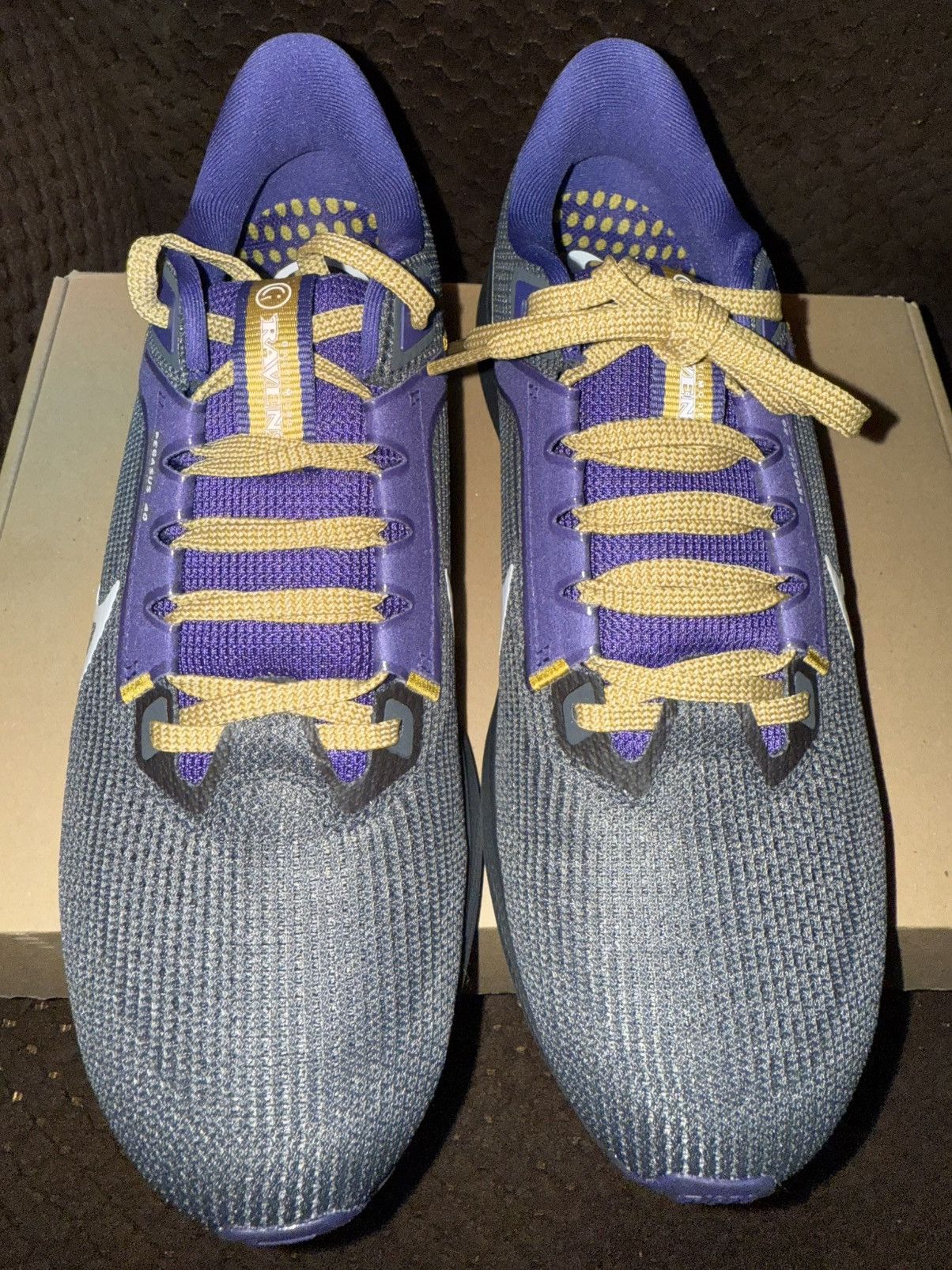 Nike Nike Air Zoom Pegasus 40 NFL “Baltimore Ravens” New in Box! Size US 9.5 / EU 42-43 - 8 Thumbnail