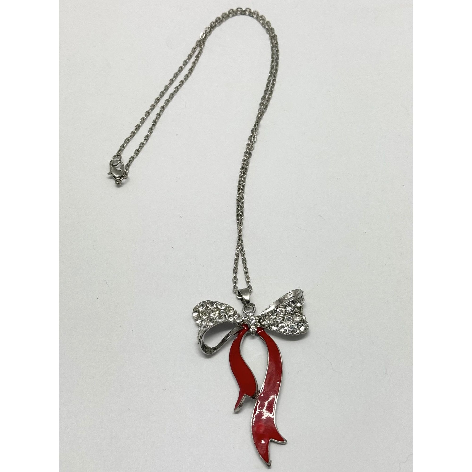 Vintage Red enamel rhinestone bow necklace Size ONE SIZE - 1 Thumbnail