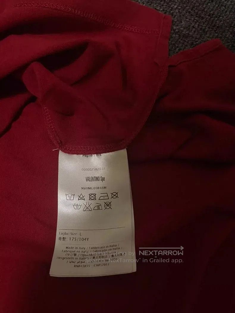 Valentino Valentino Red Distressed Short Sleeve T. Size US L / EU 52-54 / 3 - 7 Thumbnail