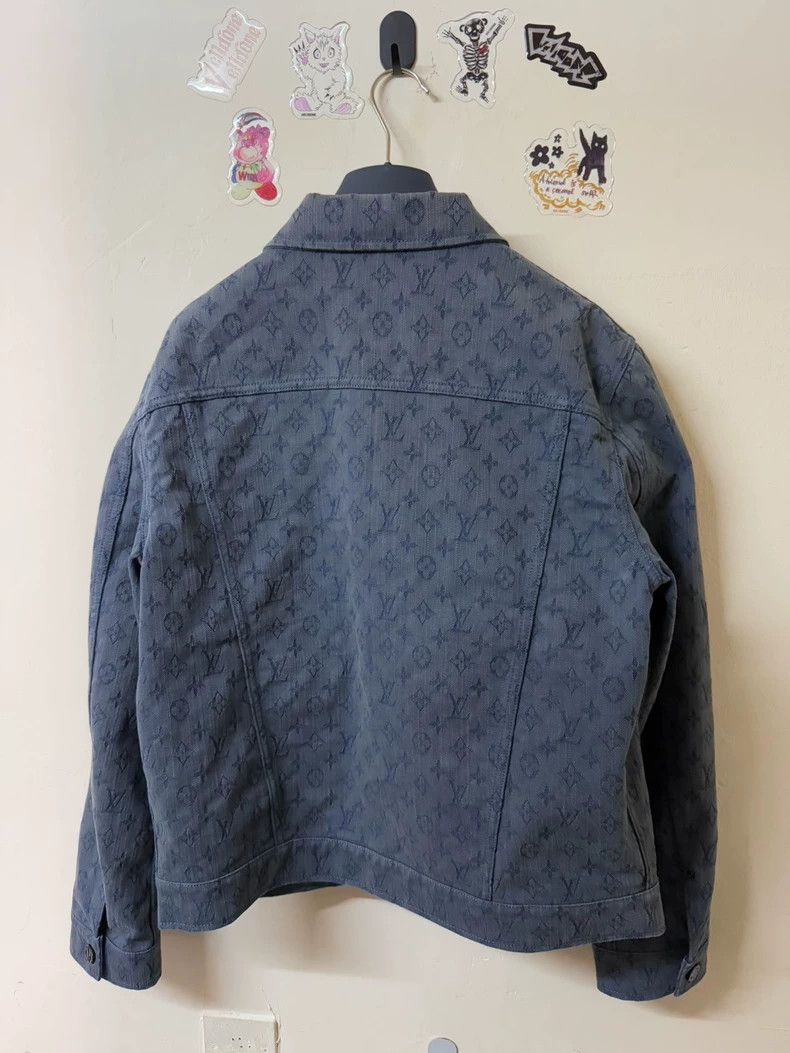 Louis Vuitton Louis Vuitton Blue full-print presbyopic denim jacket 2502- Size US M / EU 48-50 / 2 - 2 Thumbnail