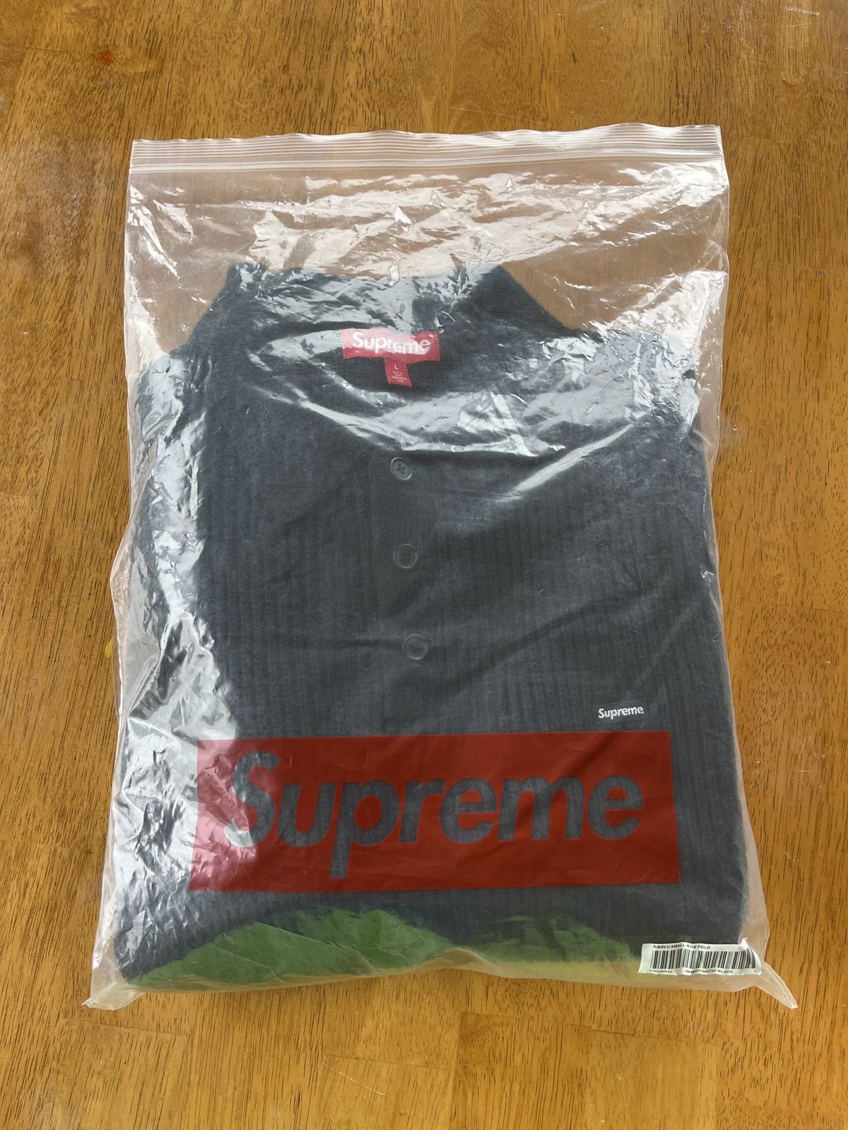 Supreme Small Box logo Collared Sweater