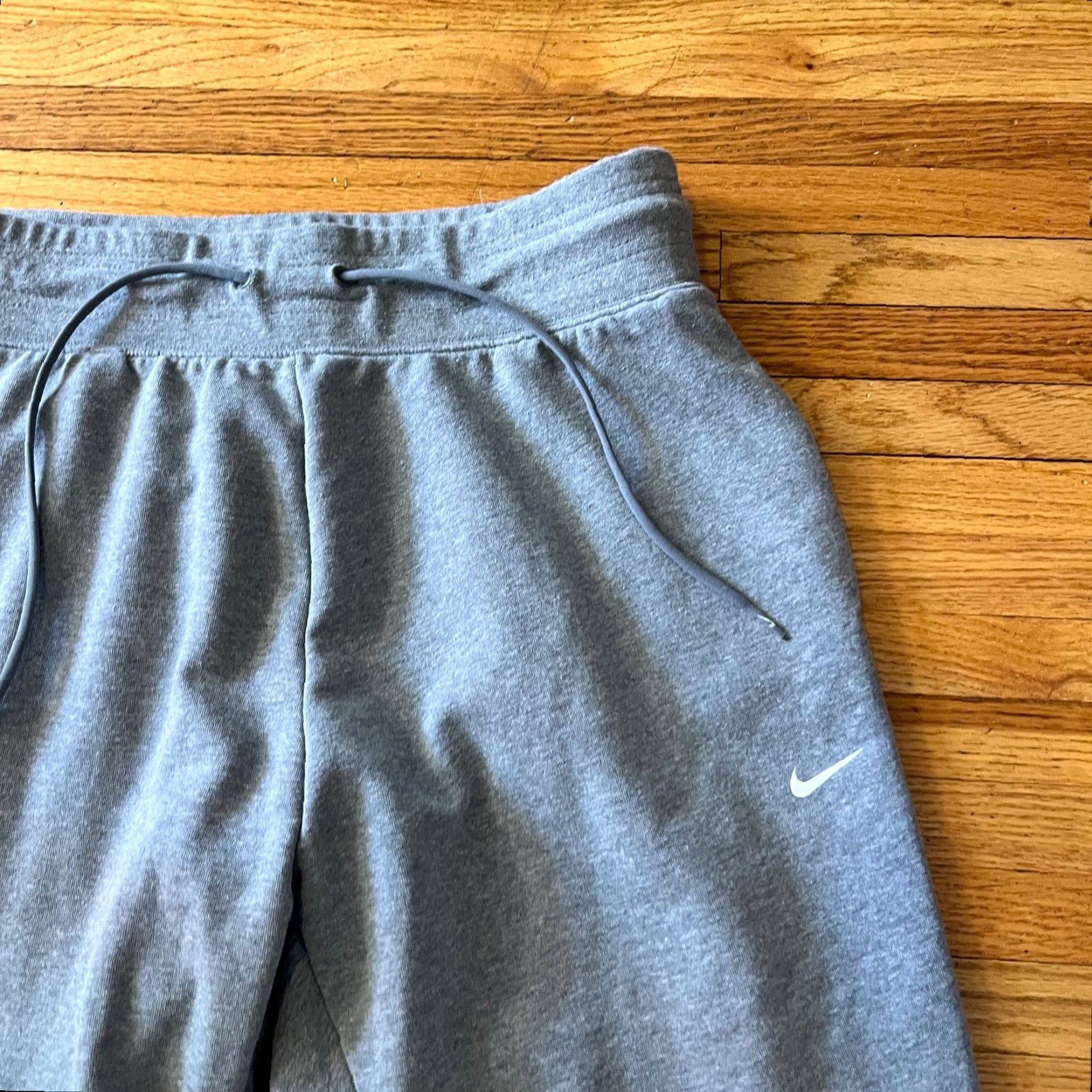 Nike **Nike Plus Gray Womens 0X Jogger Pants** User: New title: **Nike Gray Womens 0X Jogger Pants** Size 40" / US 18 - 2 Thumbnail