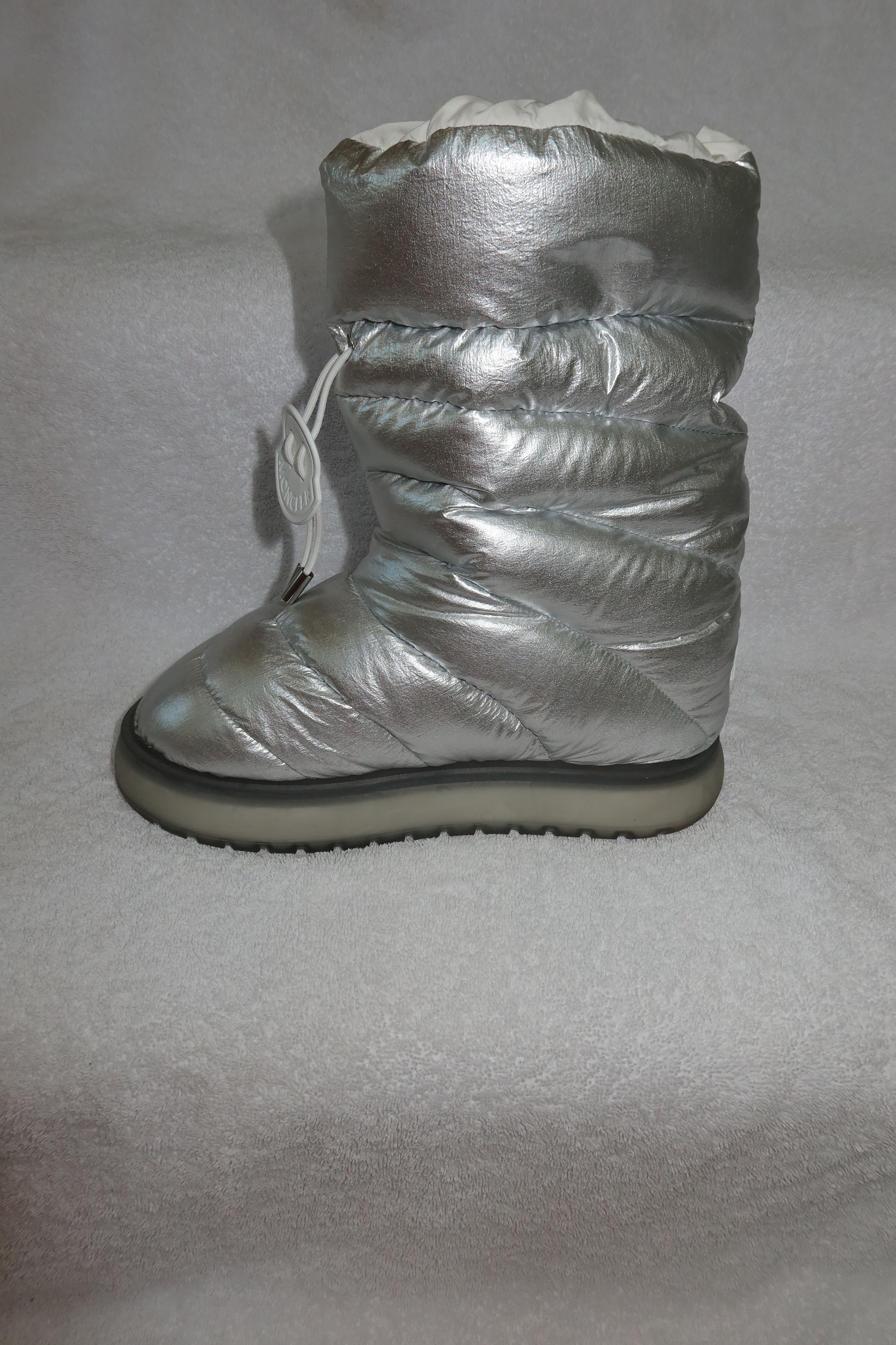 Moncler Moncler Gaia Mid Snow Boots Size US 6 / IT 36 - 4 Thumbnail