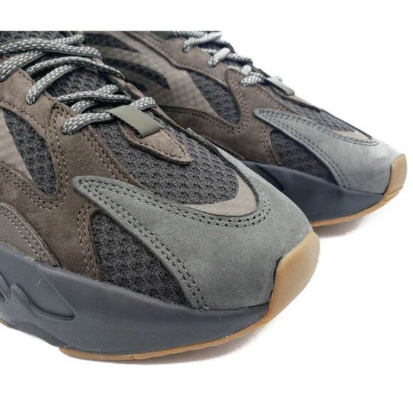 Yeezy adidas Yeezy Boost 700 V2 Sneakers - M6 / Women's 7 (2019) Size US 6 / EU 39 - 4 Thumbnail