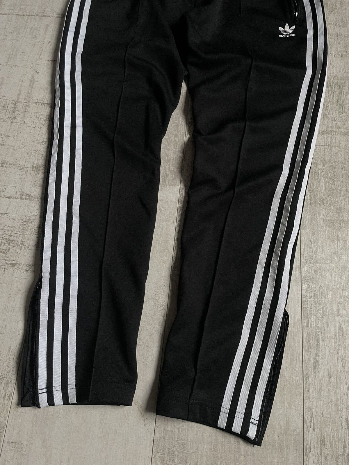 Adidas Adidas Y2K Black Sweatpants Baggy 00’s Avant Garde RARE Size US 34 / EU 50 - 4 Thumbnail