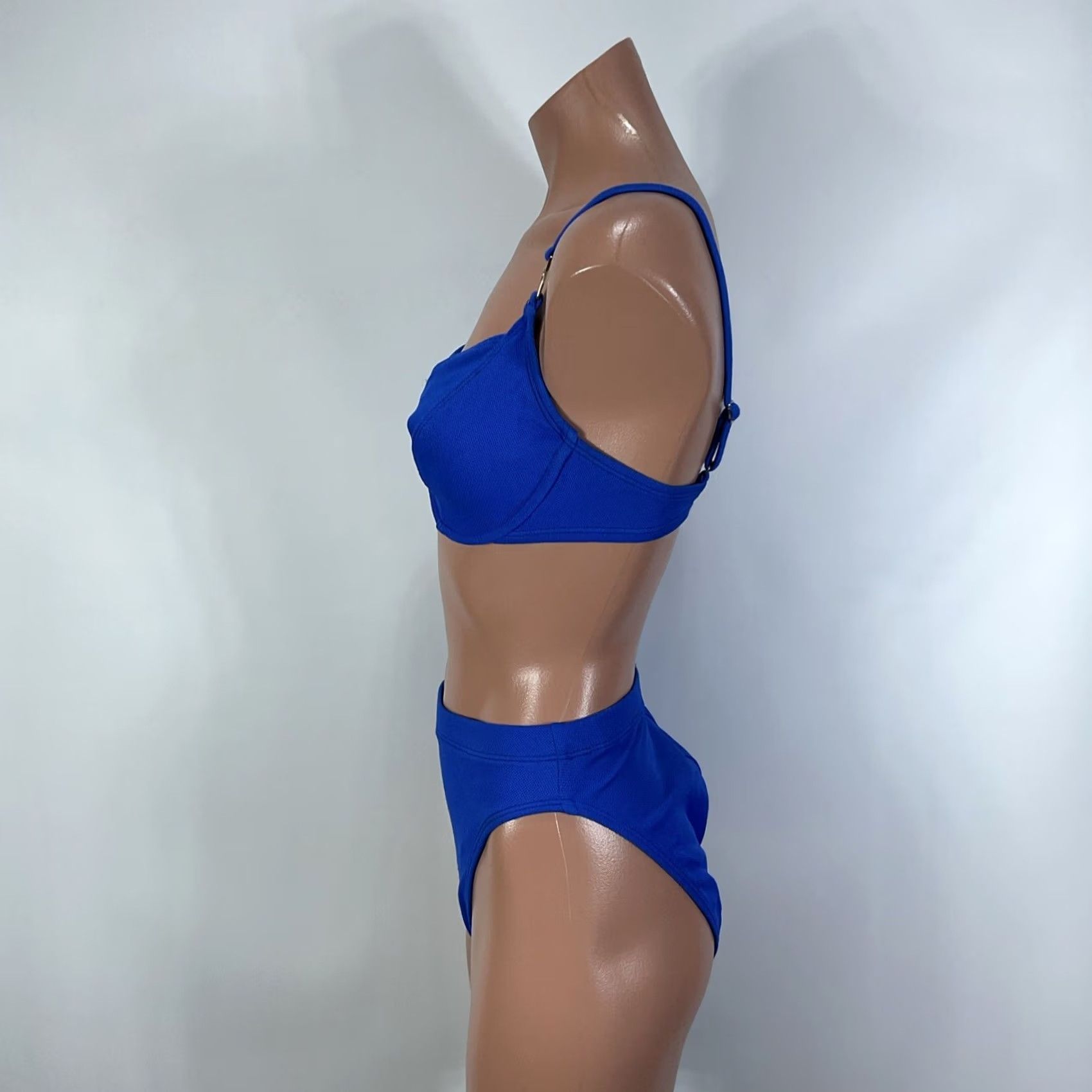 Vintage VINTAGE La Blanca Bikini Underwire Shell High Cut Electric 90s sz S USA MADE Size ONE SIZE - 7 Thumbnail