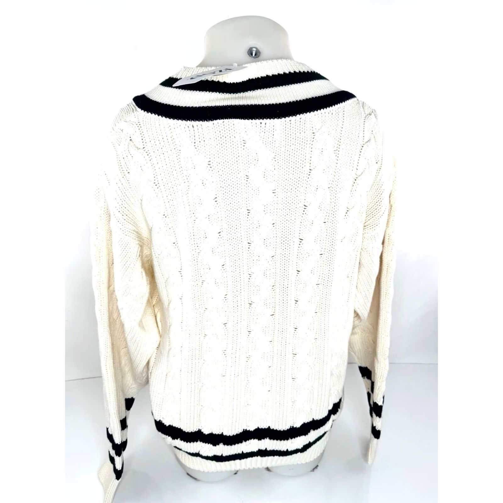 Izod IZOD Sweater - Chunky-Knit V-Neck Pullover, Embroidered, Vintage Old Stock, L, Men, Cream/Blue/Green, Knit Knit, MDL Size US L / EU 52-54 / 3 - 3 Thumbnail