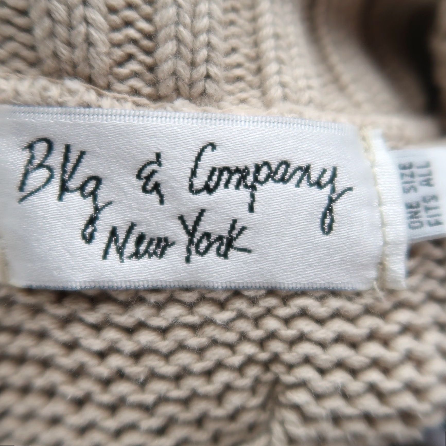Vintage VINTAGE BKG & Company Tan Cotton Cable Knit Cardigan Sweater Women One Size Regular Long Sleeve Fall Winter 90s Size ONE SIZE - 5 Thumbnail