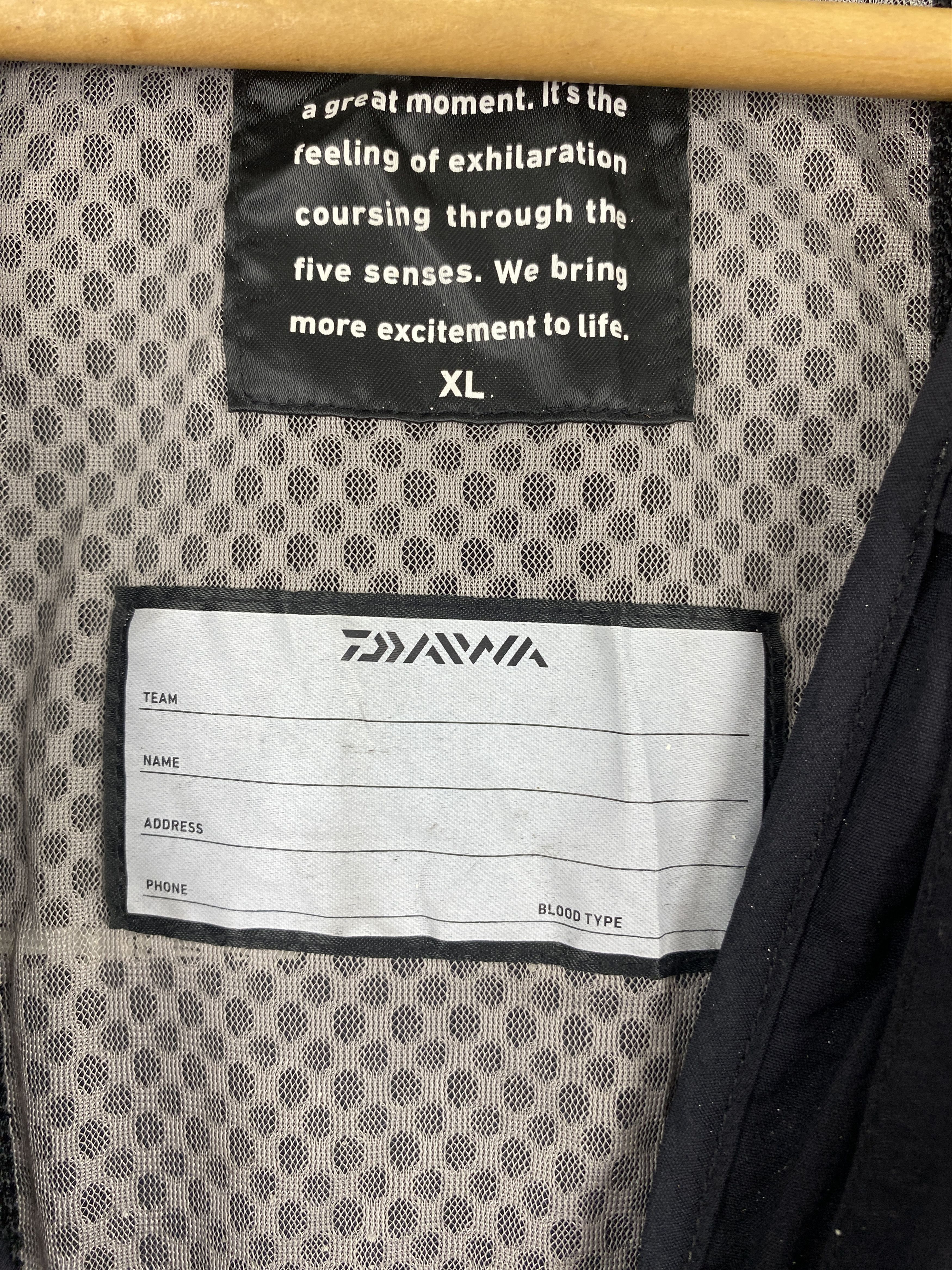 DAIWA Vintage Daiwa Multi Pocket Tactical Zipped Up Vest J2025 Size US XS / EU 42 / 0 - 16 Thumbnail