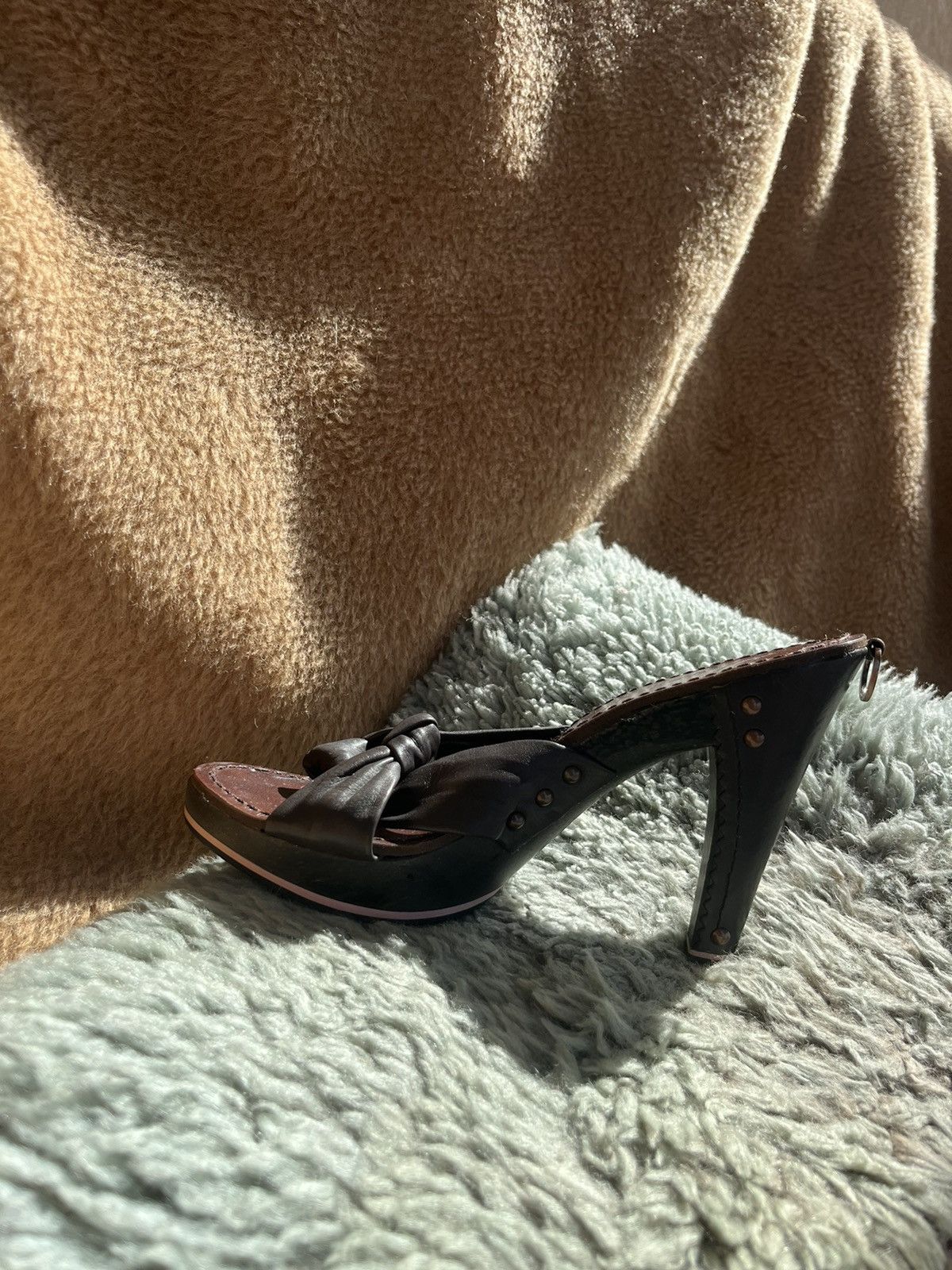 Ted Baker Ted Baker Leather Heels (37EU) Size US 6 / IT 36 - 3 Thumbnail