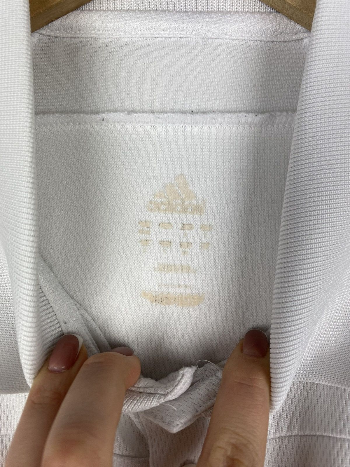Adidas Adidas Liverpool 2010-11 polo shirt soccer jersey P95537 Size US M / EU 48-50 / 2 - 10 Thumbnail