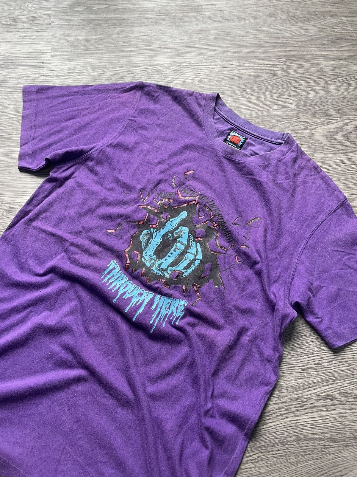Mambo Mambo Hand Breaking Through A Wall Tee Size US L / EU 52-54 / 3 - 2 Thumbnail