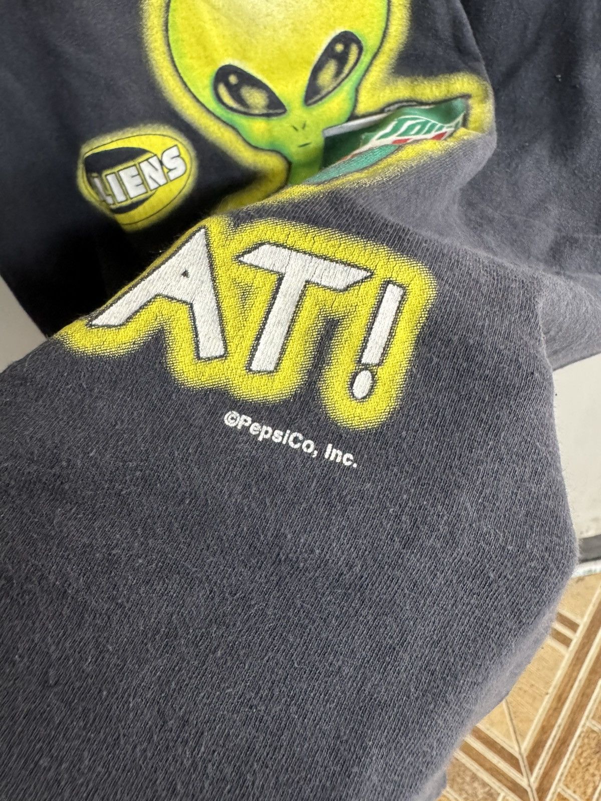 Vintage VINTAGE ALIEN BEEN OUT THERE BY PEPSICO Size US S / EU 44-46 / 1 - 3 Thumbnail
