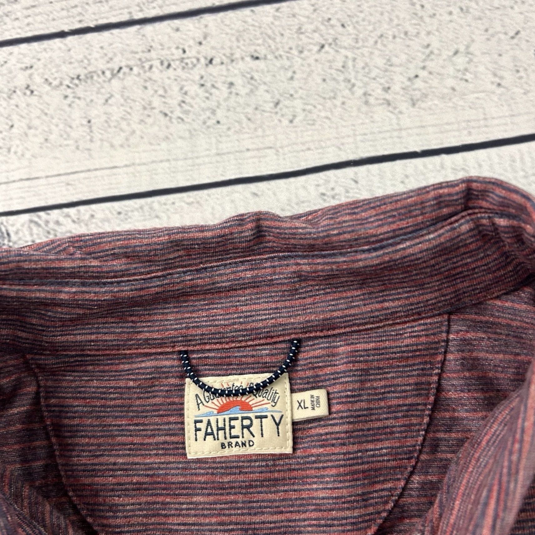 Faherty Faherty Long Sleeve Button-Up Shirt Men XL Blue Pink Qualified: Rugby Shirt Size US XL / EU 56 / 4 - 2 Thumbnail
