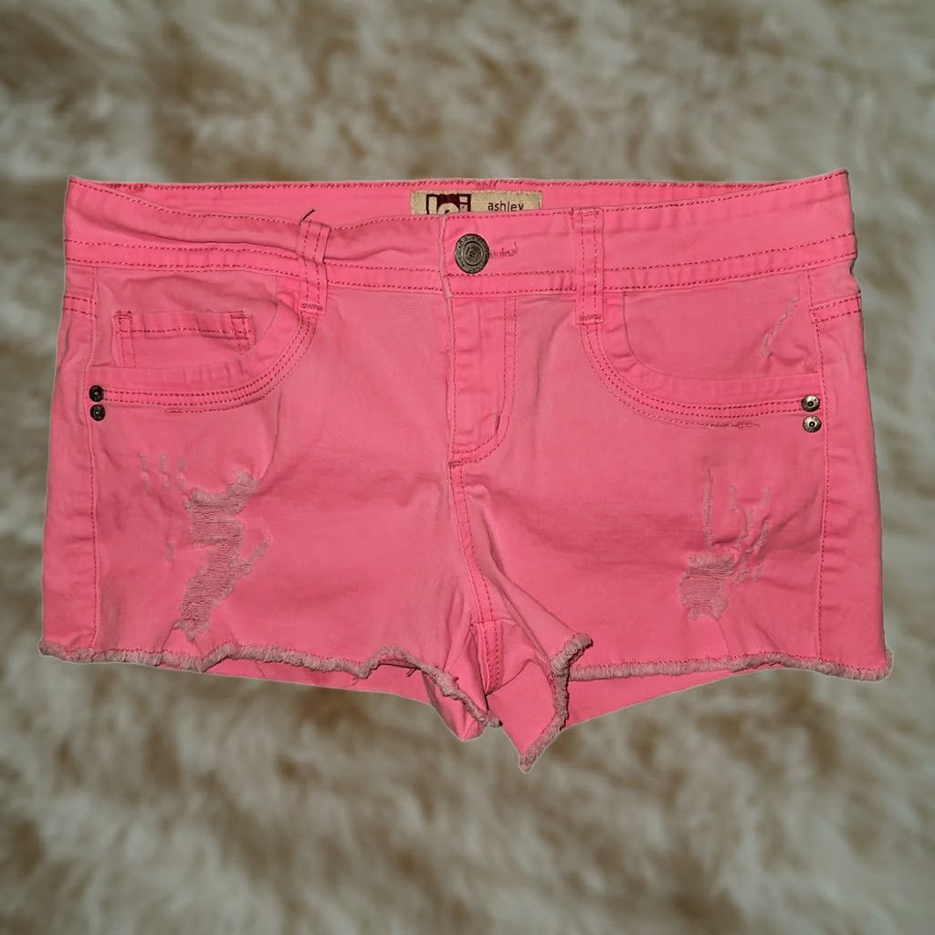 Vintage VINTAGE LEI Ashley Shorts Juniors 11 Pink Embroidered Logo Casual Denim 5-Pocket Size 32" / US 10 / IT 46 - 1 Thumbnail