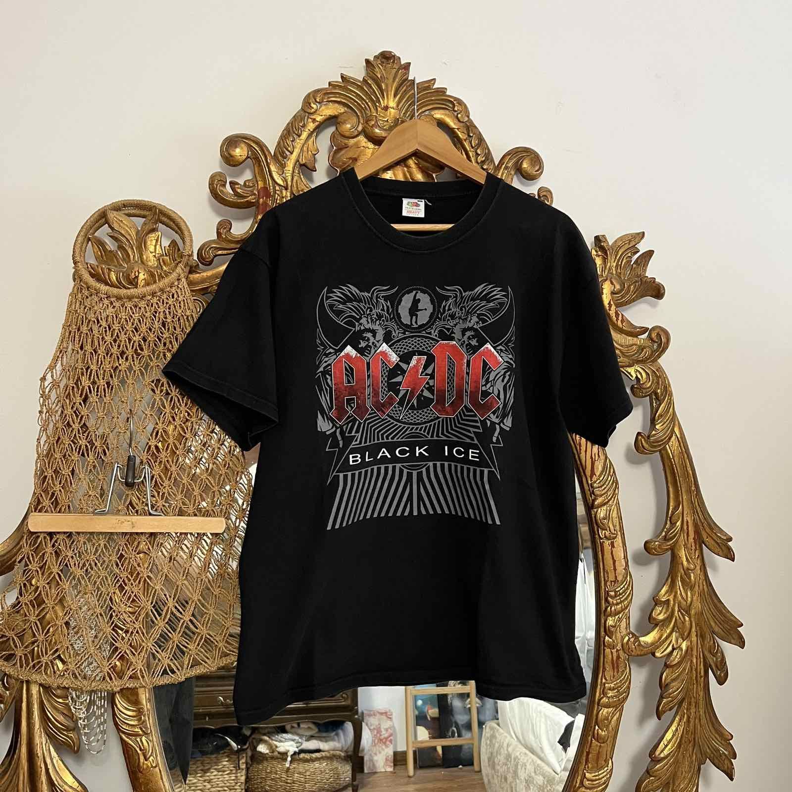 AC/DC × Vintage Vintage AC/DC Black Ice Tee Sz XL Size US XL / EU 56 / 4 - 1 Thumbnail