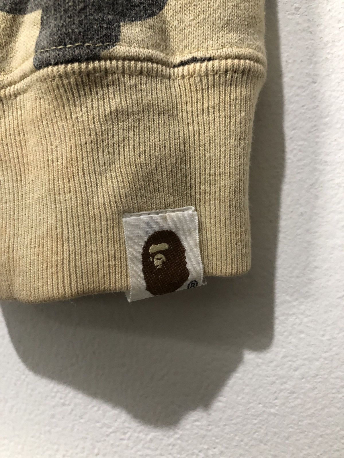 Bape Bape A Bathing Ape 1st Camo Hoodie Size US L / EU 52-54 / 3 - 4 Thumbnail