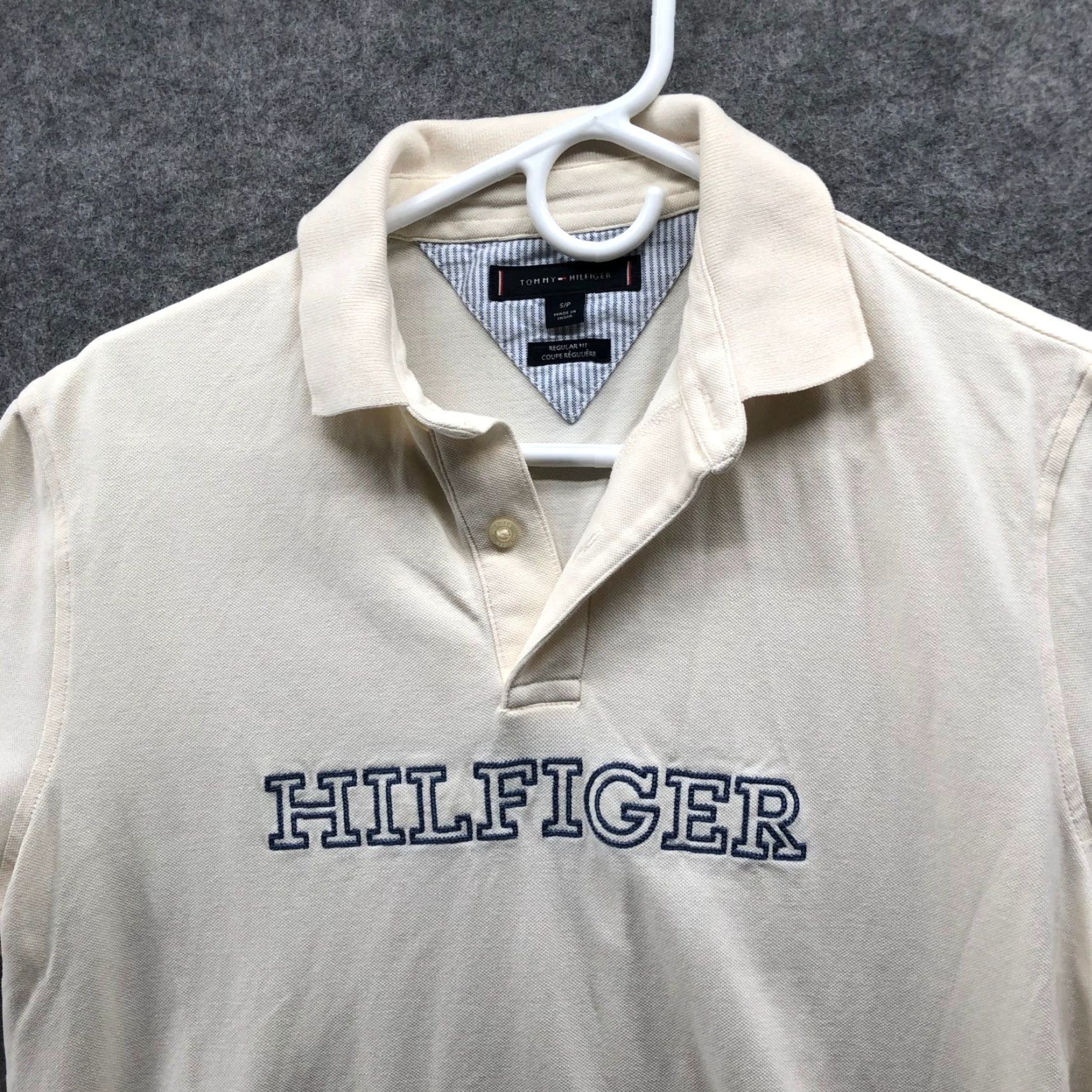 Tommy Hilfiger Tommy Hilfiger Polo Shirt Mens S Ivory Embroidered Logo Short Sleeve Regular Fit Shirt Size US S / EU 44-46 / 1 - 5 Thumbnail
