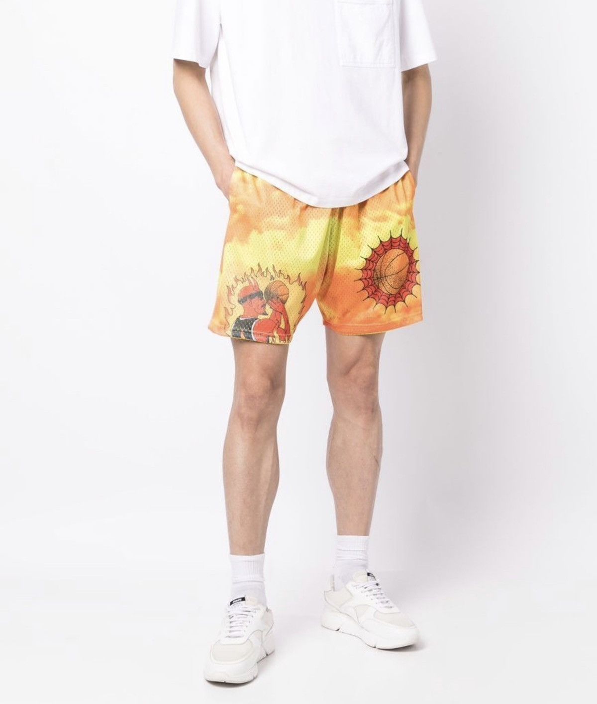 Market $129 Chinatown Market Unholy Jumper Flames 6.5 Inseam Shorts Size US 32 / EU 48 - 2 Thumbnail