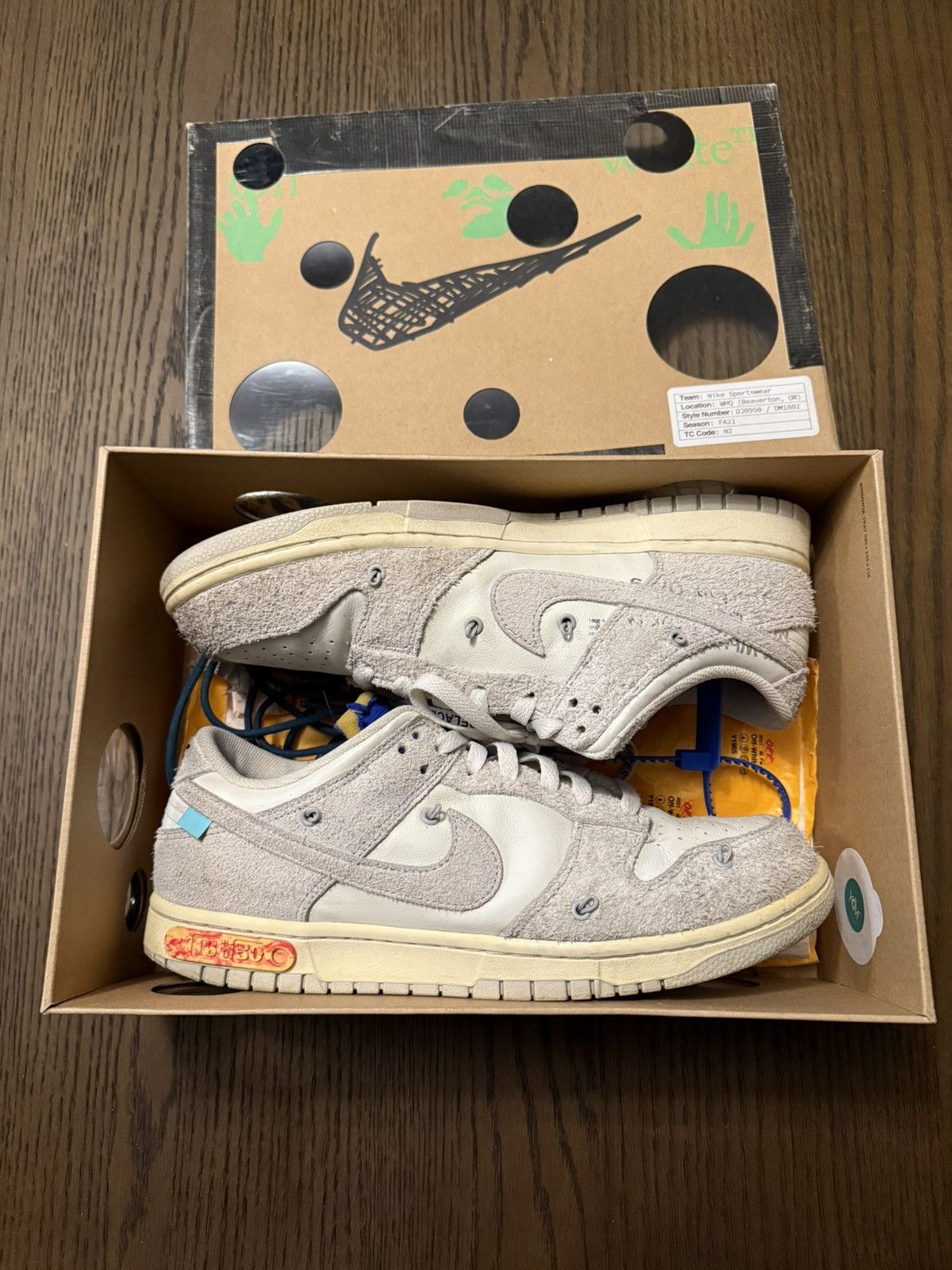 Nike × Off-White Nike x Off-White Dunk Low Lot 16 Size US 11 / EU 44 - 1 Thumbnail