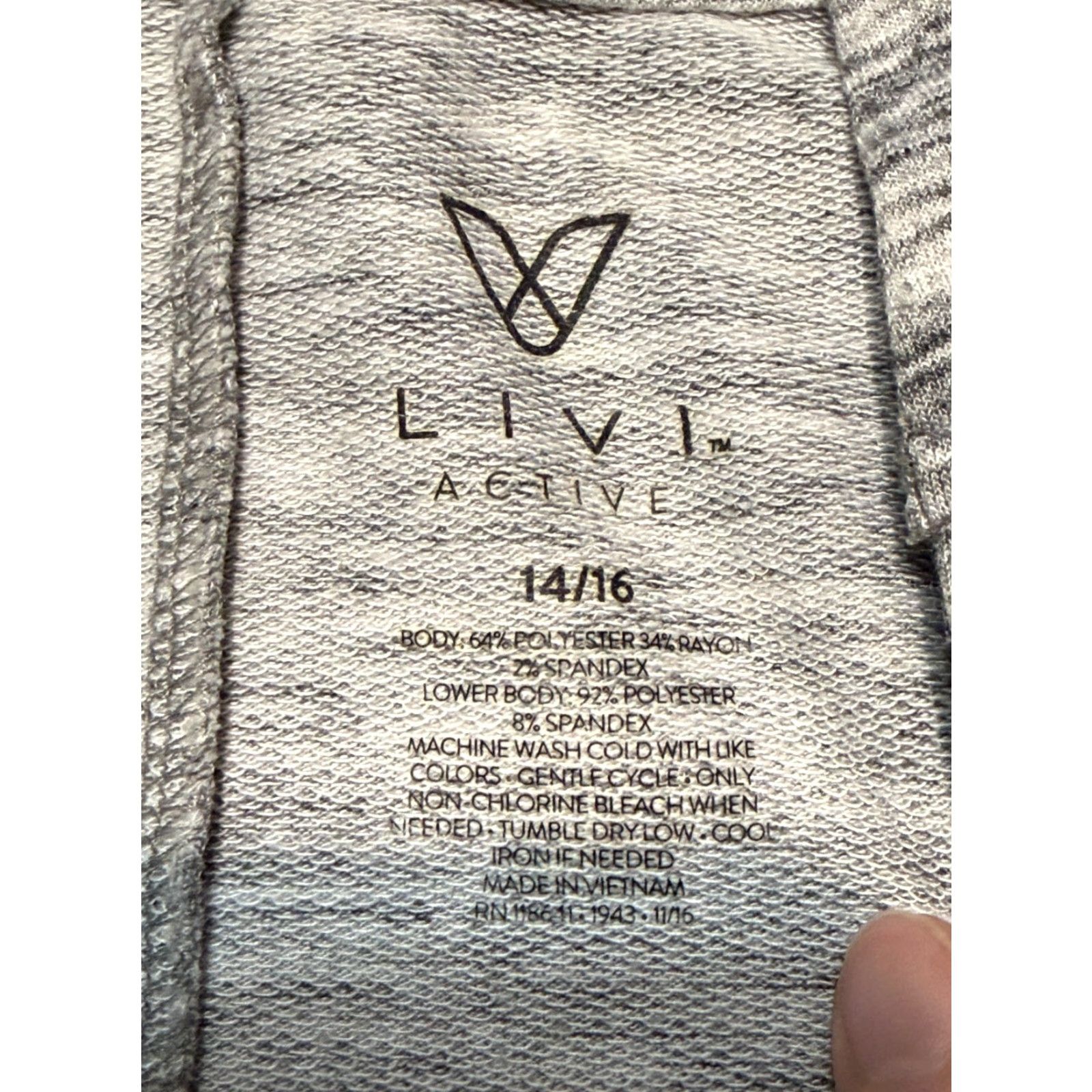Vintage VINTAGE? (No) Livi Active Sweatshirt Women's 14/16 Gray White Blue Pullover Long Sleeve Activewear Casual Shirt? Size XL / US 12-14 / IT 48-50 - 5 Thumbnail