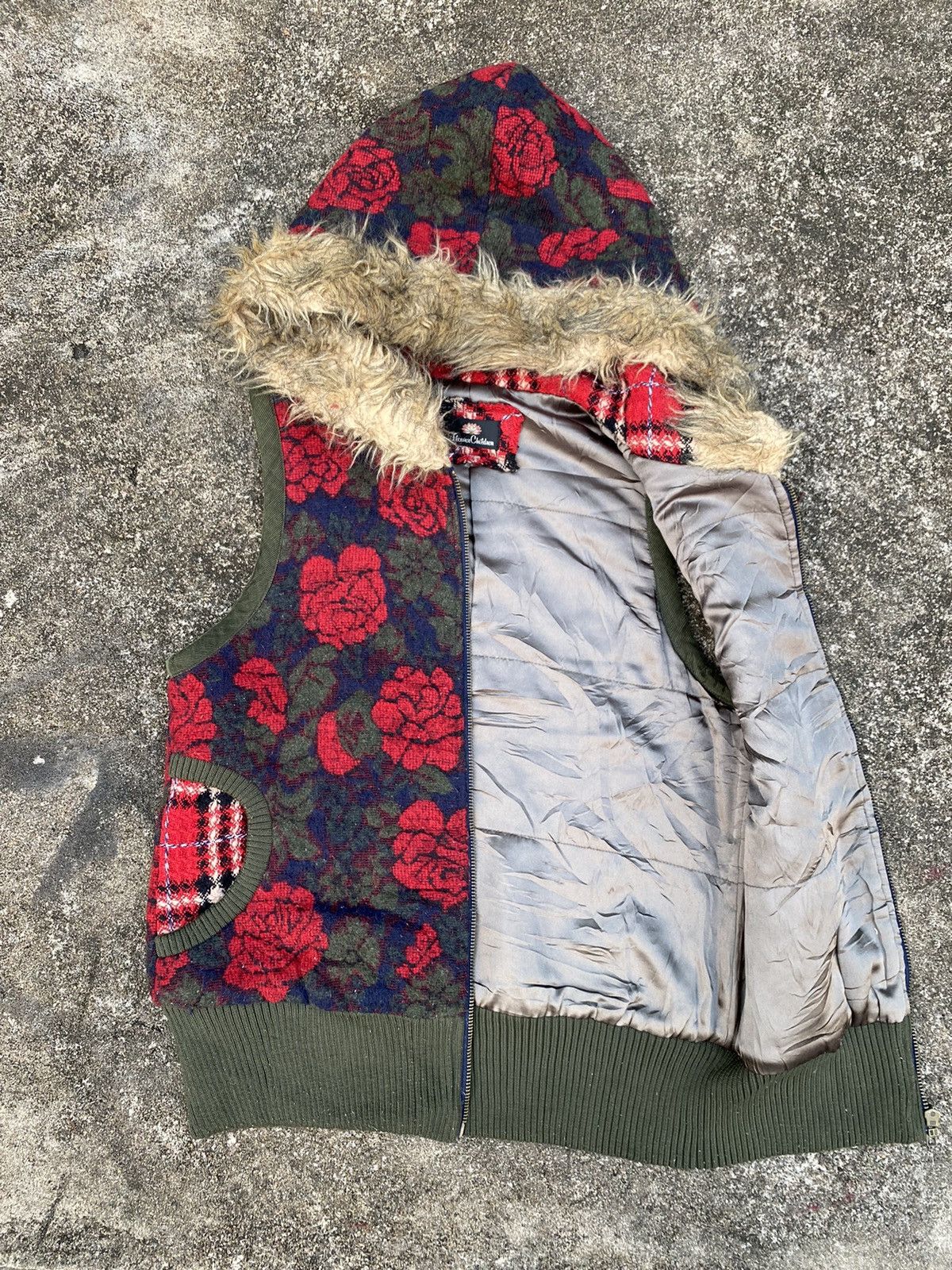 Hysteric Glamour Japanese Vest Fur Hoodie Flowers Ifsix Kmrii Styled Size US S / EU 44-46 / 1 - 3 Thumbnail
