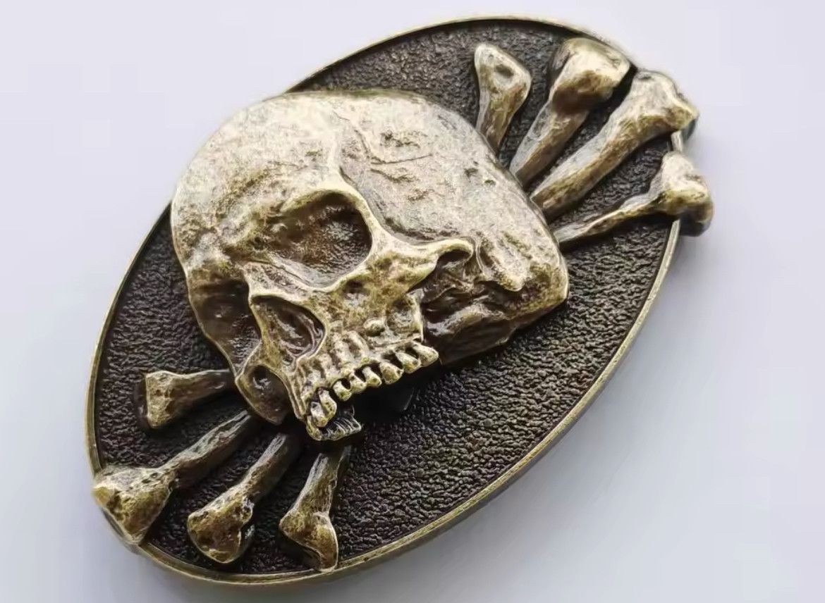 Japanese Brand × Vintage 3D Skull With Bone Belt Buckle ( no belt ) Size ONE SIZE - 2 Thumbnail