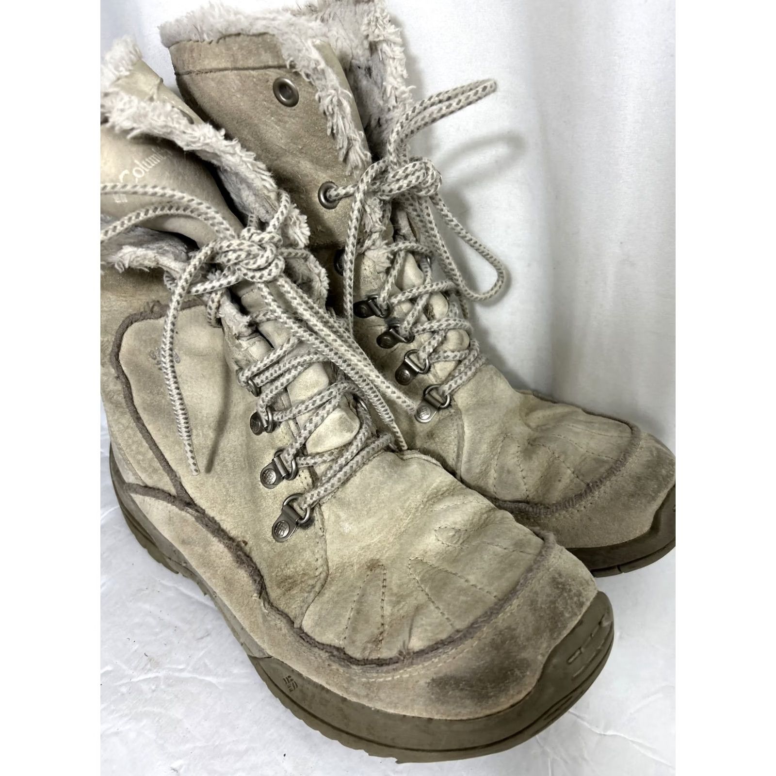 Vintage Columbia Women's Lavela II Suede Waterproof Winter Boots Thinsulate Ivory, Size US 9 / UK 7, Round Toe, Lace Up, Casual, Boot, M Width, Winter, Women Size US 7 / IT 37 - 3 Thumbnail