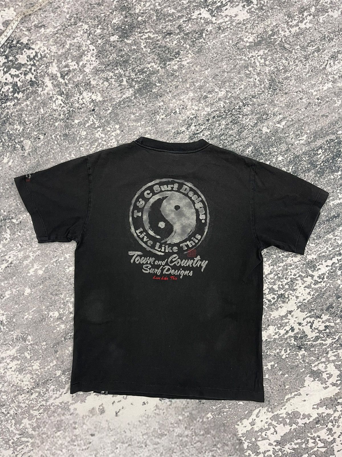 Vintage Vintage 90s Sun Faded T&C Surf Design Hawaii Tee Size US M / EU 48-50 / 2 - 1 Thumbnail