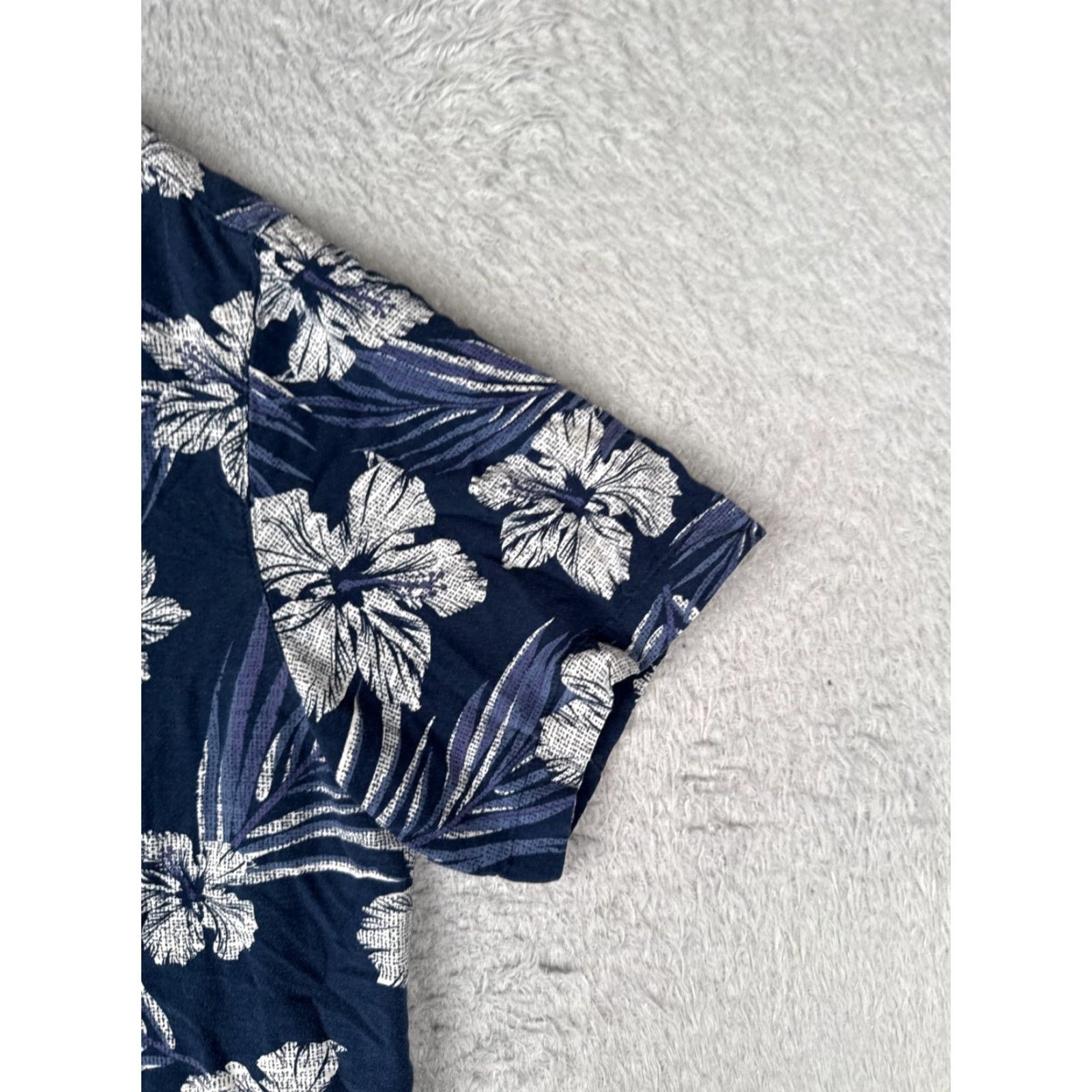 George George Shirt Adult Large Blue White Floral Leaf Button Up Hawaiian 100% Rayon Size US L / EU 52-54 / 3 - 2 Thumbnail