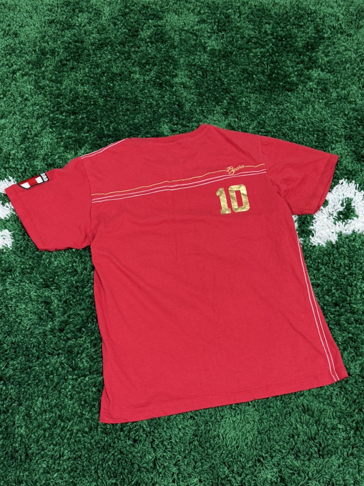 Vintage Vintage England Crest Logo Tee Red Medium UK Y2k Size US M / EU 48-50 / 2 - 4 Thumbnail