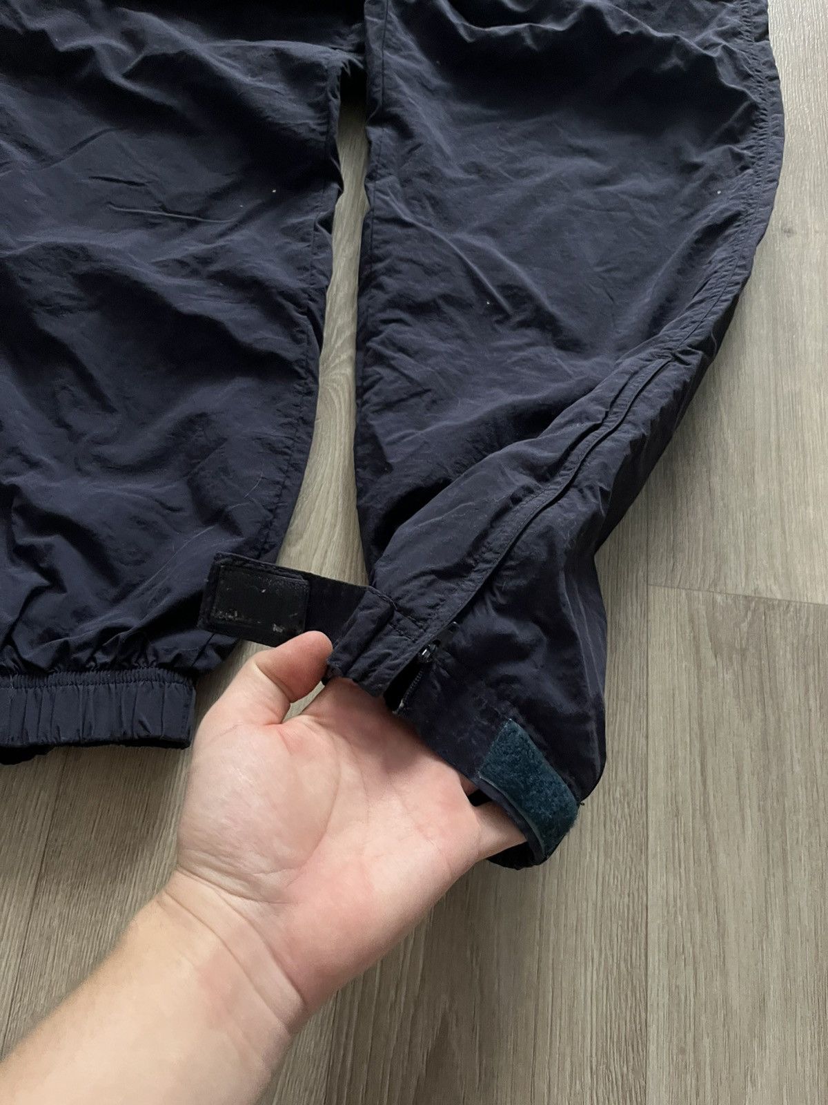 Nike Vintage Y2K Nike Nylon Pants Size US 32 / EU 48 - 2 Thumbnail