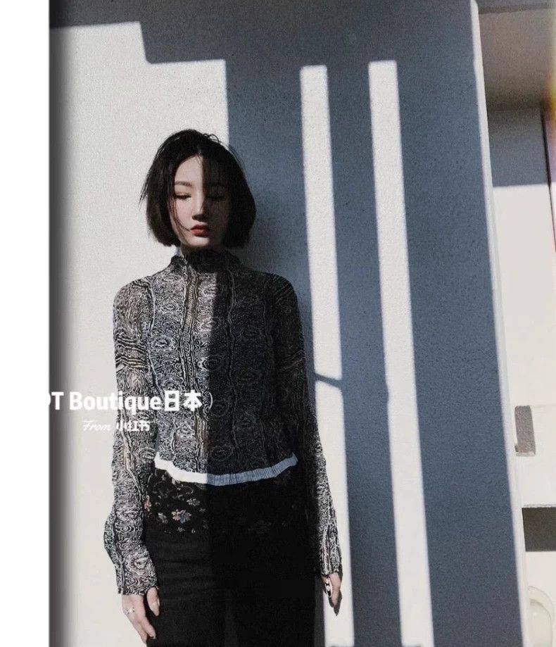 Issey Miyake Issey Miyake size:2 Grey willow pleated vintage floral top Size M / US 6-8 / IT 42-44 - 4 Thumbnail