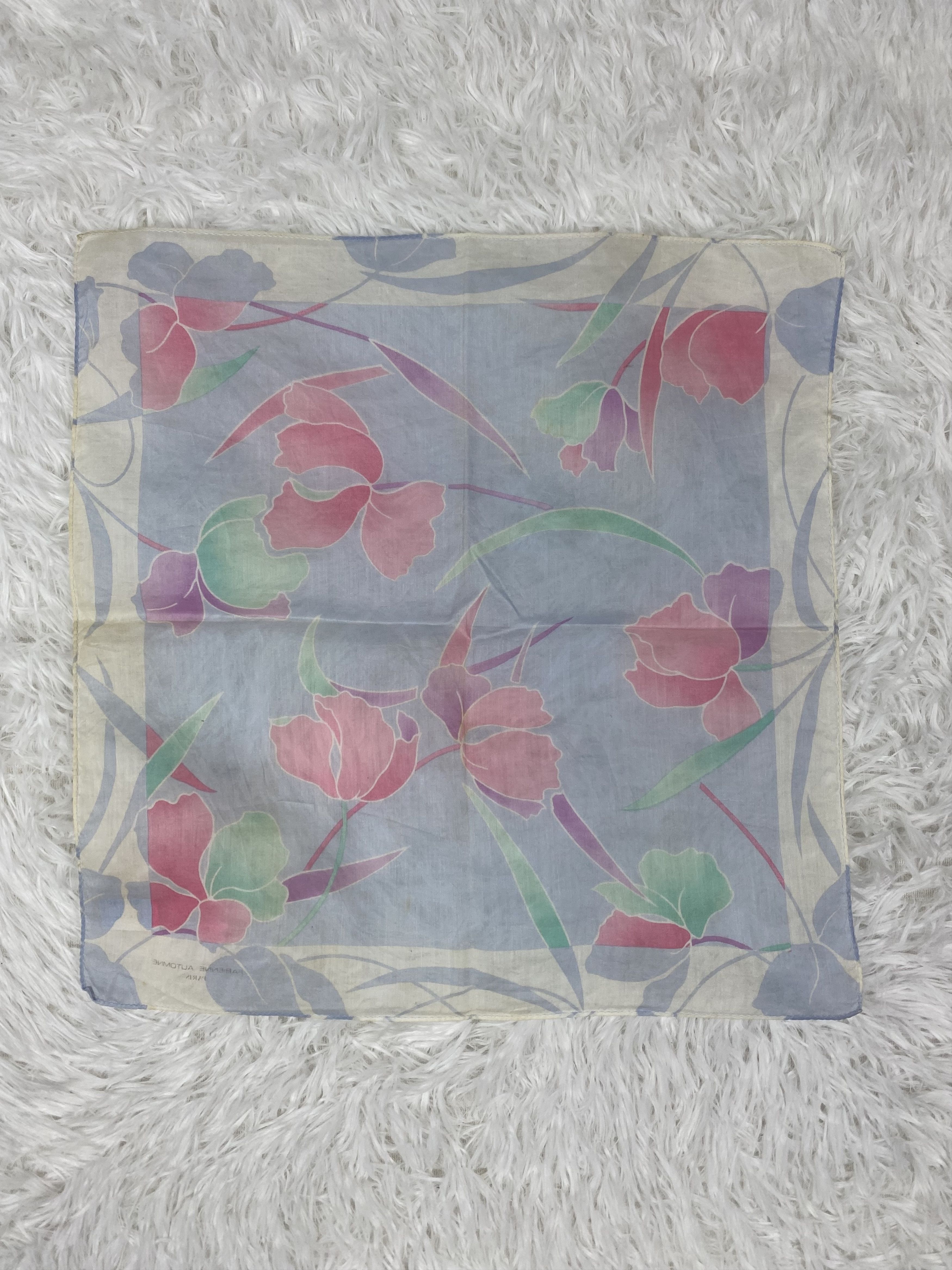 Vintage Vintage Fabienne Automne Handkerchief Neckerchief PH0690 Size ONE SIZE - 4 Thumbnail