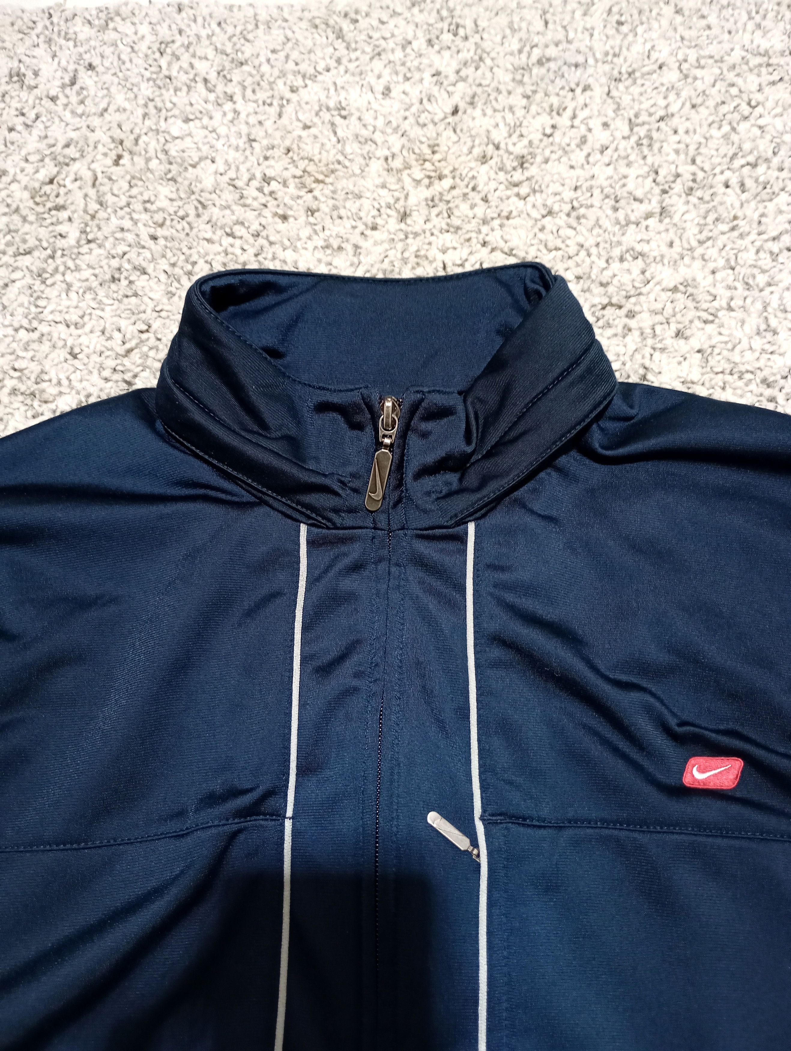 Nike Vintage Nike Track Oversized Jacket Y2K Style Size US M / EU 48-50 / 2 - 3 Thumbnail
