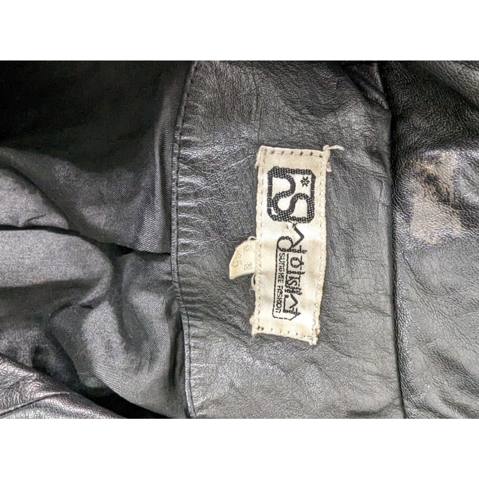 Vintage VINTAGE 80s Embroidered Relaxed Shoulders Pad Leather Jacket Coat Women S Bomber Jacket Coat Women's S Black Leather Embroidered 80s Mens Womens Size S / US 4 / IT 40 - 4 Thumbnail