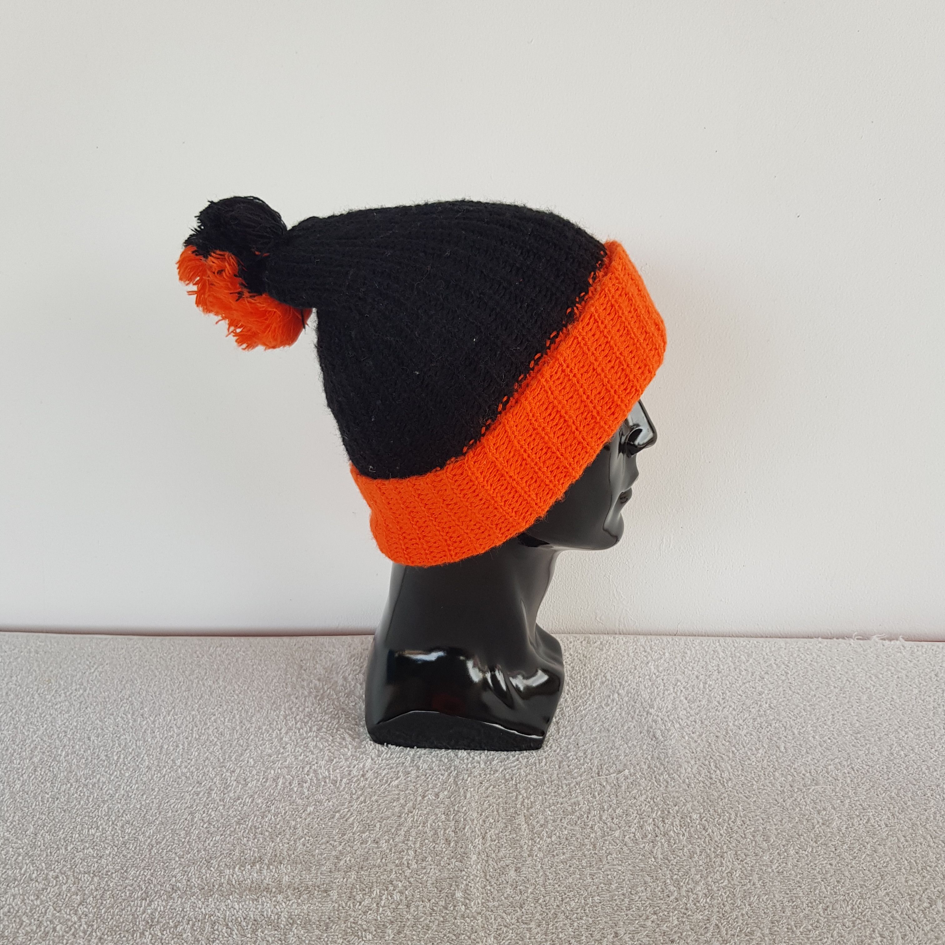 Homespun Knitwear Vintage 70s Craft with Pride Beanie Knit USA Snow Caps Hats Size ONE SIZE - 3 Thumbnail
