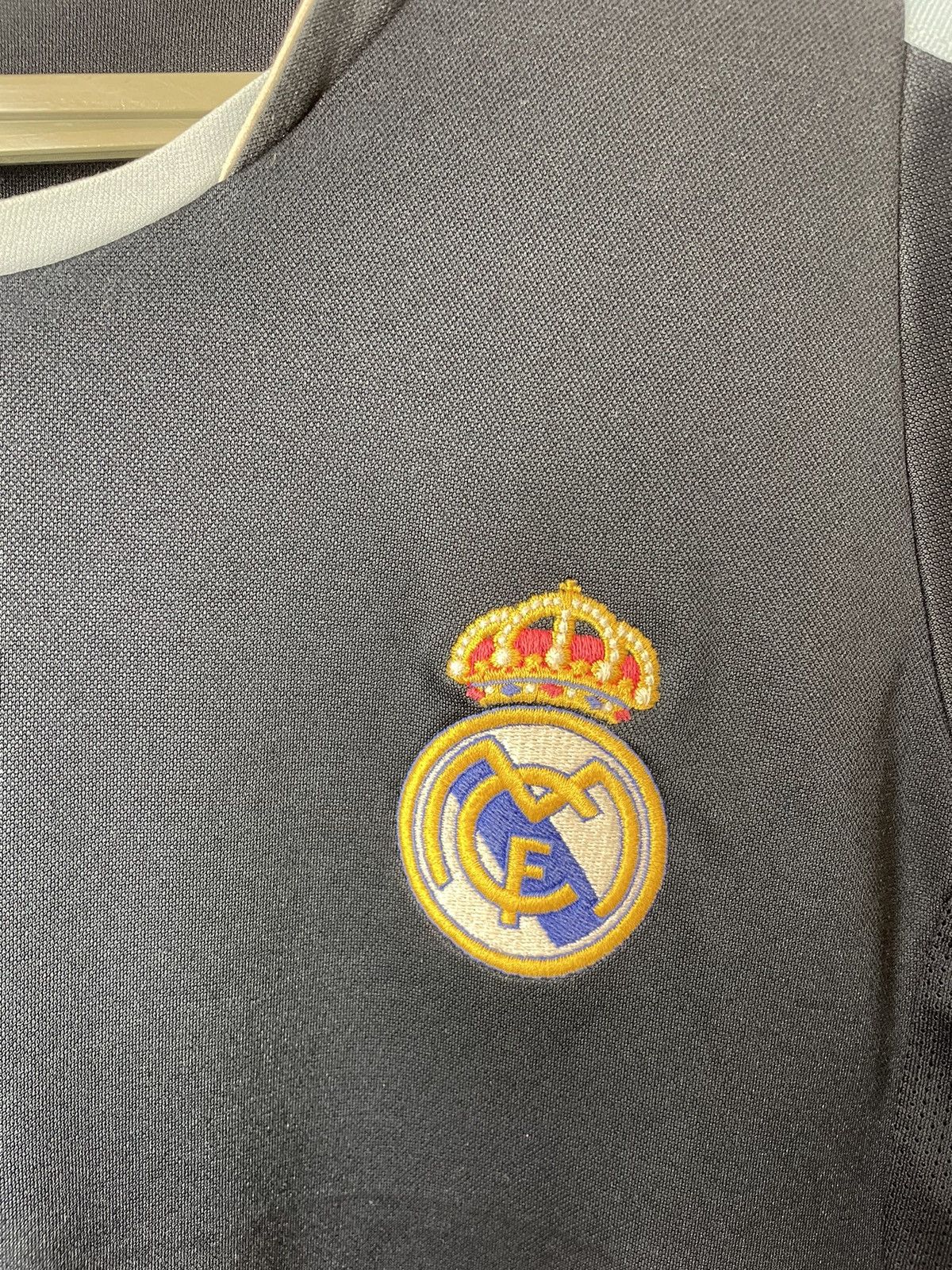 Adidas RONALDO REAL MADRID AWAY 2003/2004 SOCCER JERSEY SHIRT XL Size US XL / EU 56 / 4 - 4 Thumbnail