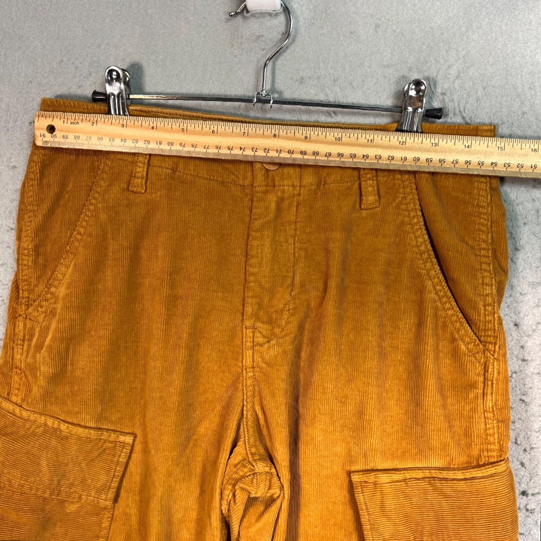 Levi's VINTAGE Levi's XX Mens 29x32 Cargo Tapered Corduroy Pants Mustard Brown Cargo Pants Mens 29 Brown 90s? Size US 29 - 6 Thumbnail