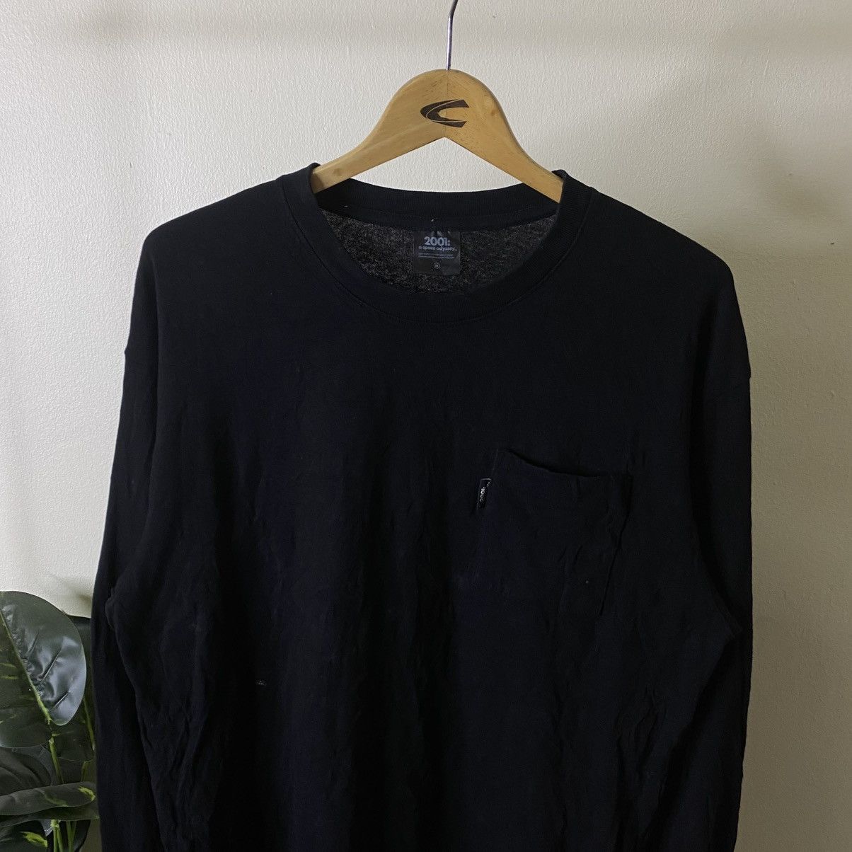 GU 2001 A Space Odyssey Movie Promo x GU Collaboration LS Tee Size US L / EU 52-54 / 3 - 7 Thumbnail