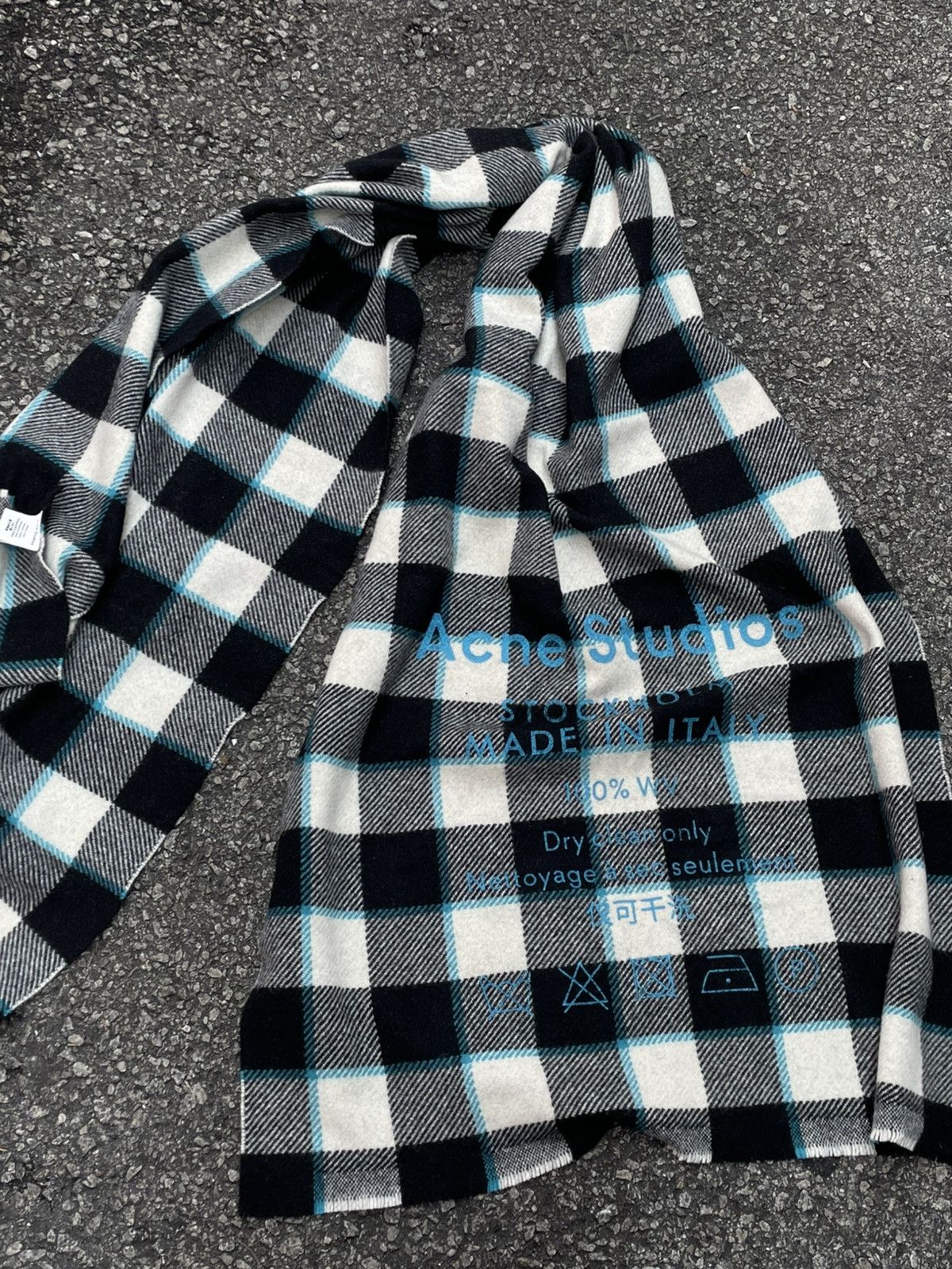 Acne Studios Logo Print Checked Wool Scarf Size ONE SIZE - 1 Thumbnail