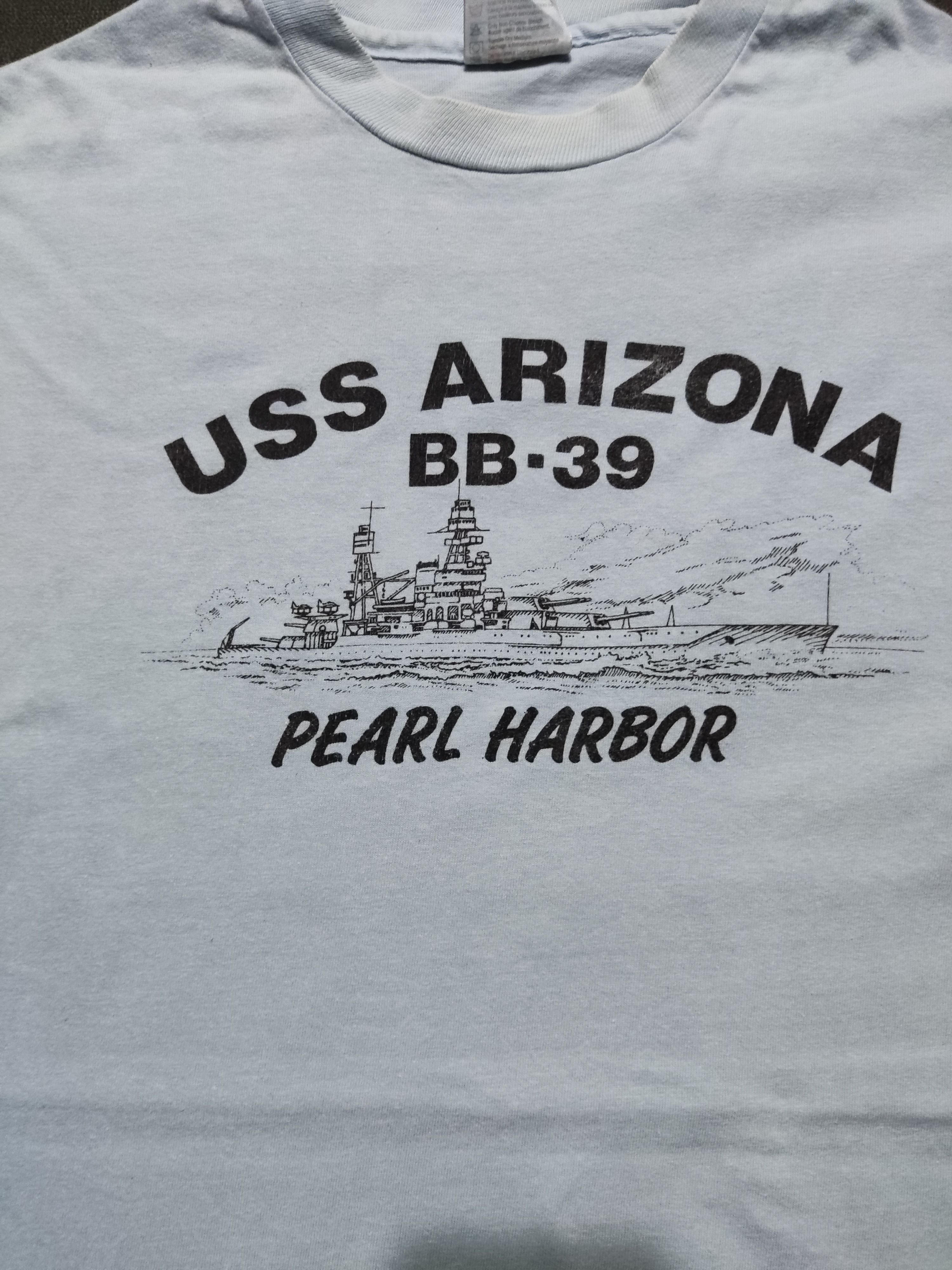 Rainbow × Vintage VTG Hanes USS Arizona BB-39 Pearl Harbor T Shirt Size US L / EU 52-54 / 3 - 7 Thumbnail
