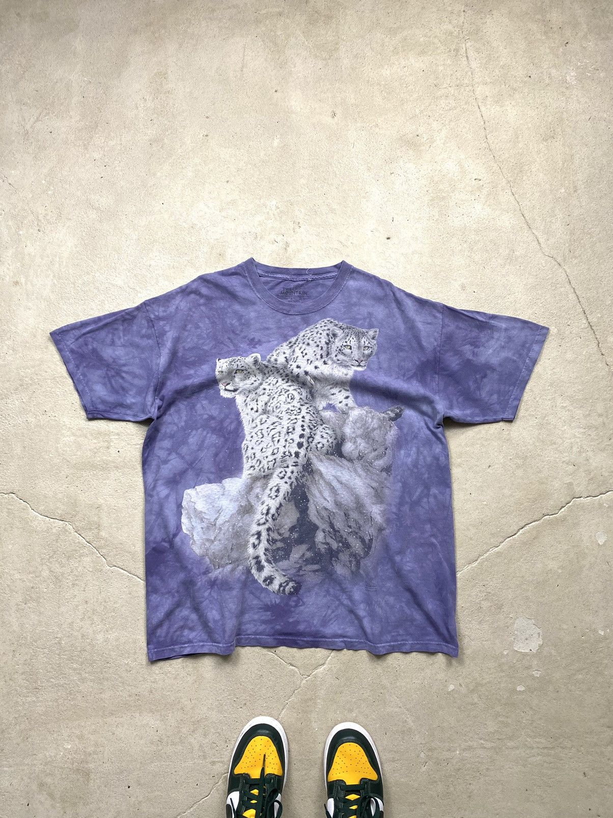 Japanese Brand 2001 Vintage The Mountain Leopard Tiger T Shirt Made USA Size US XL / EU 56 / 4 - 1 Thumbnail