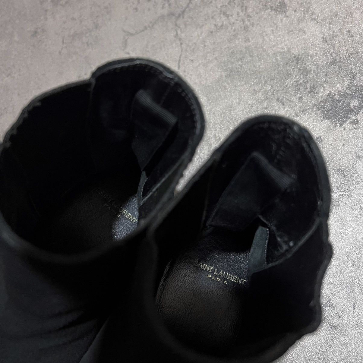 Saint Laurent Paris Saint Laurent Paris Wyatt Suede Chelsea Boots Hedi Slimane Size US 6 / EU 39 - 7 Thumbnail