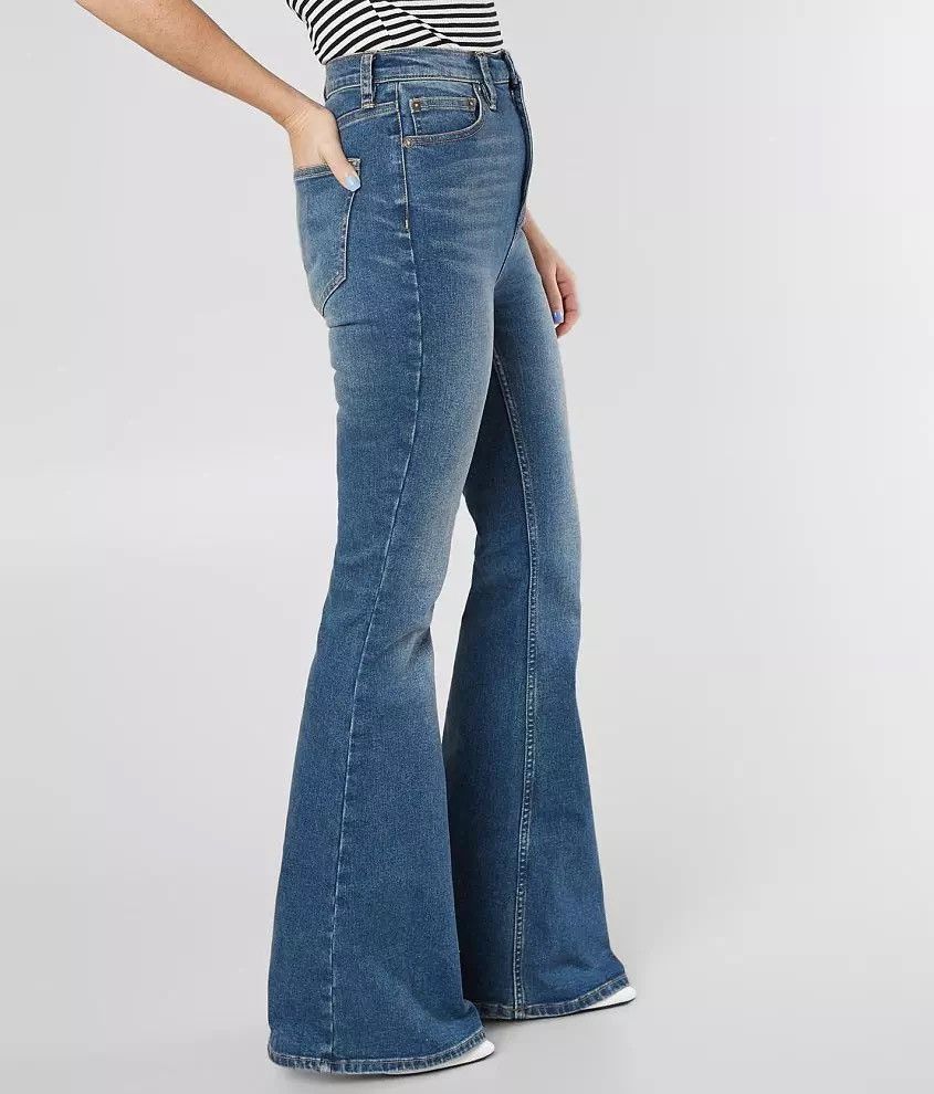 Free People NWOT CRVY Robyn High-Rise Flare Jeans Size 27" / US 4 / IT 40 - 3 Thumbnail